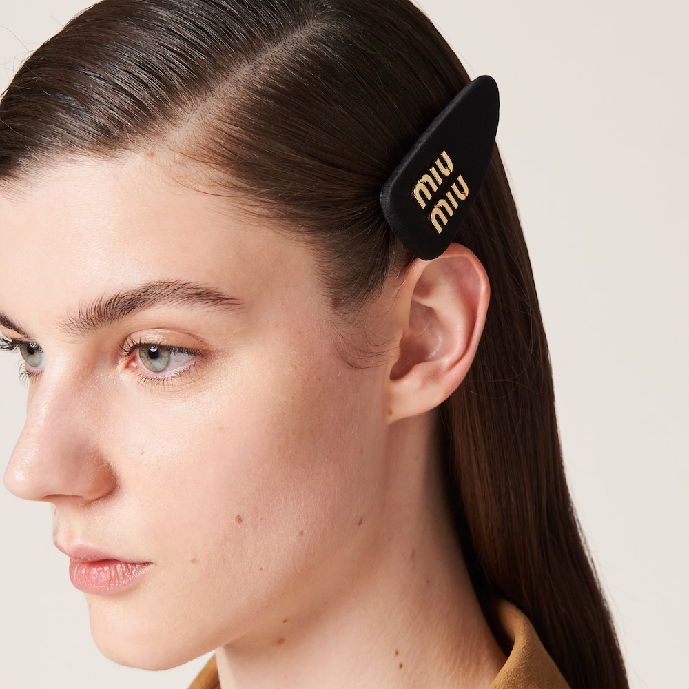 Velvet hair clip
