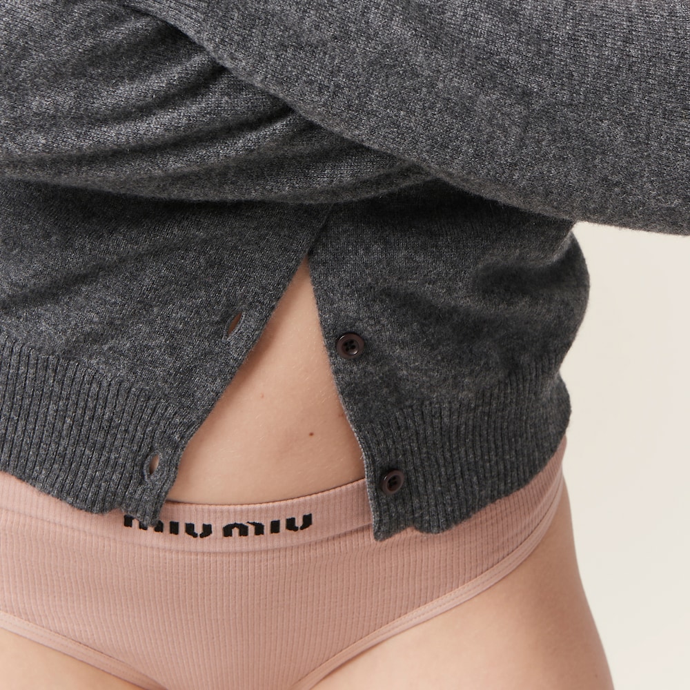 Seamless panties