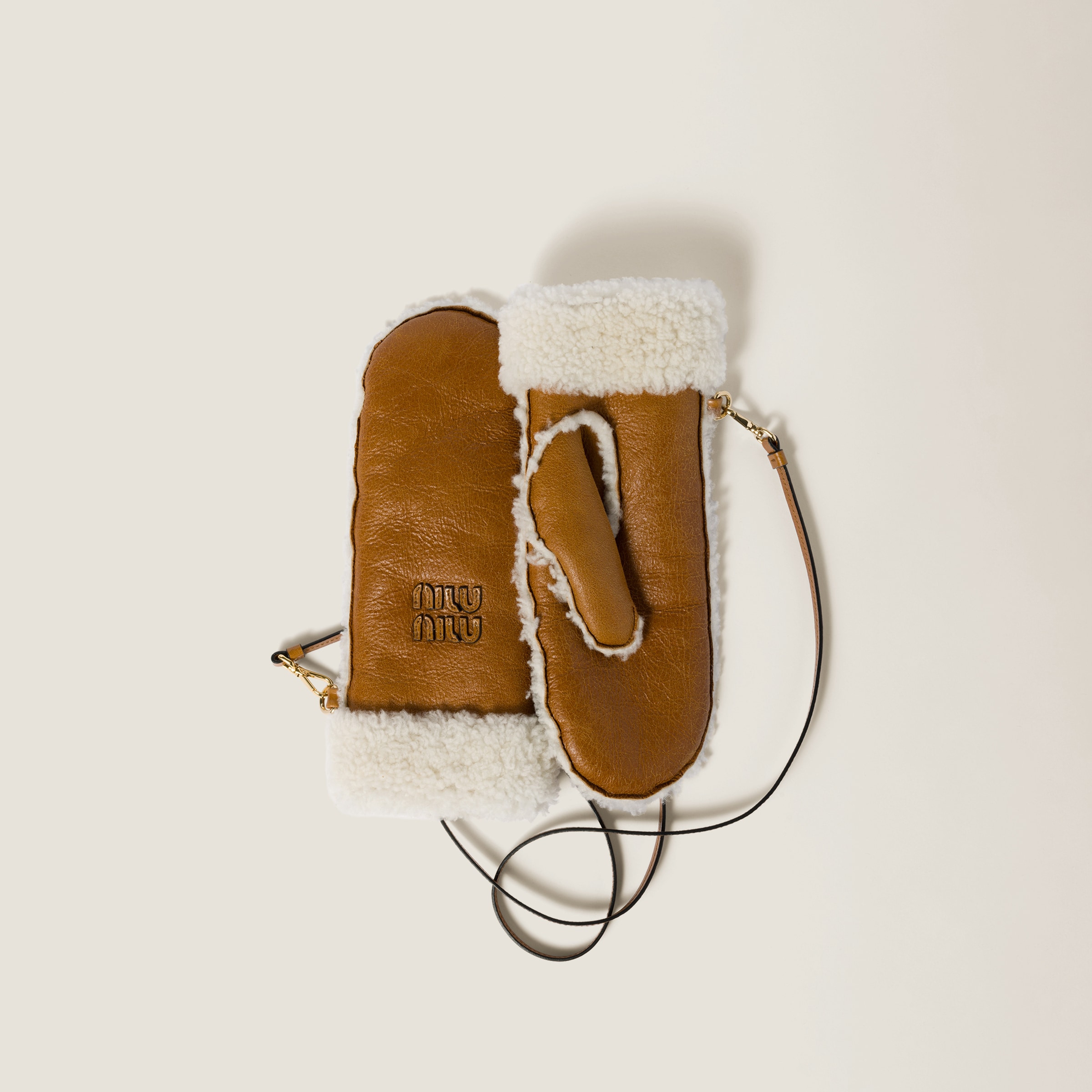 Shearling mitten gloves