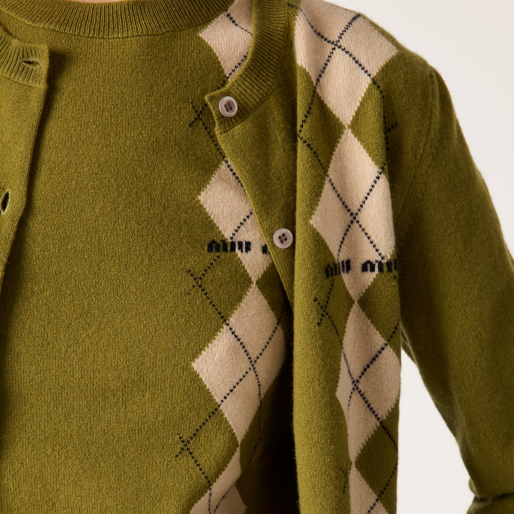 Cashmere sweater