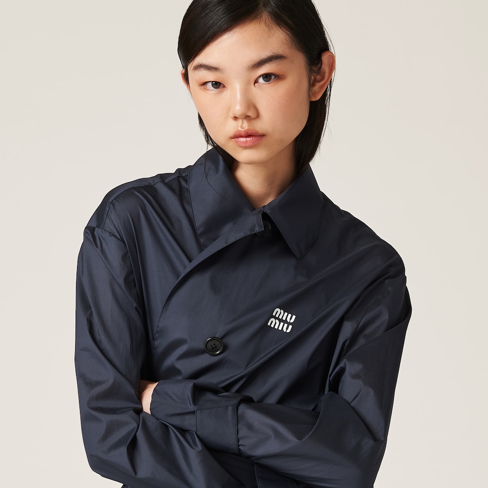 Technical silk coat