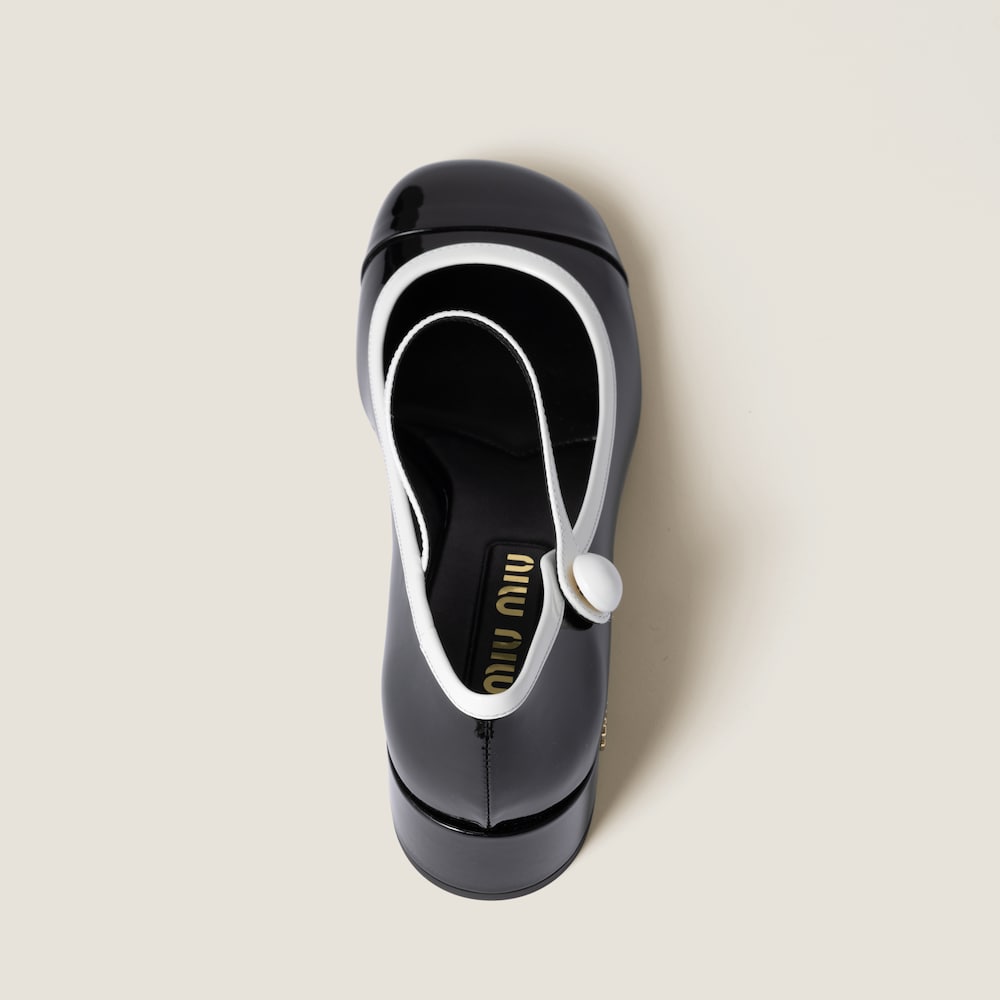 Two-tone patent leather Mary Jane pumps