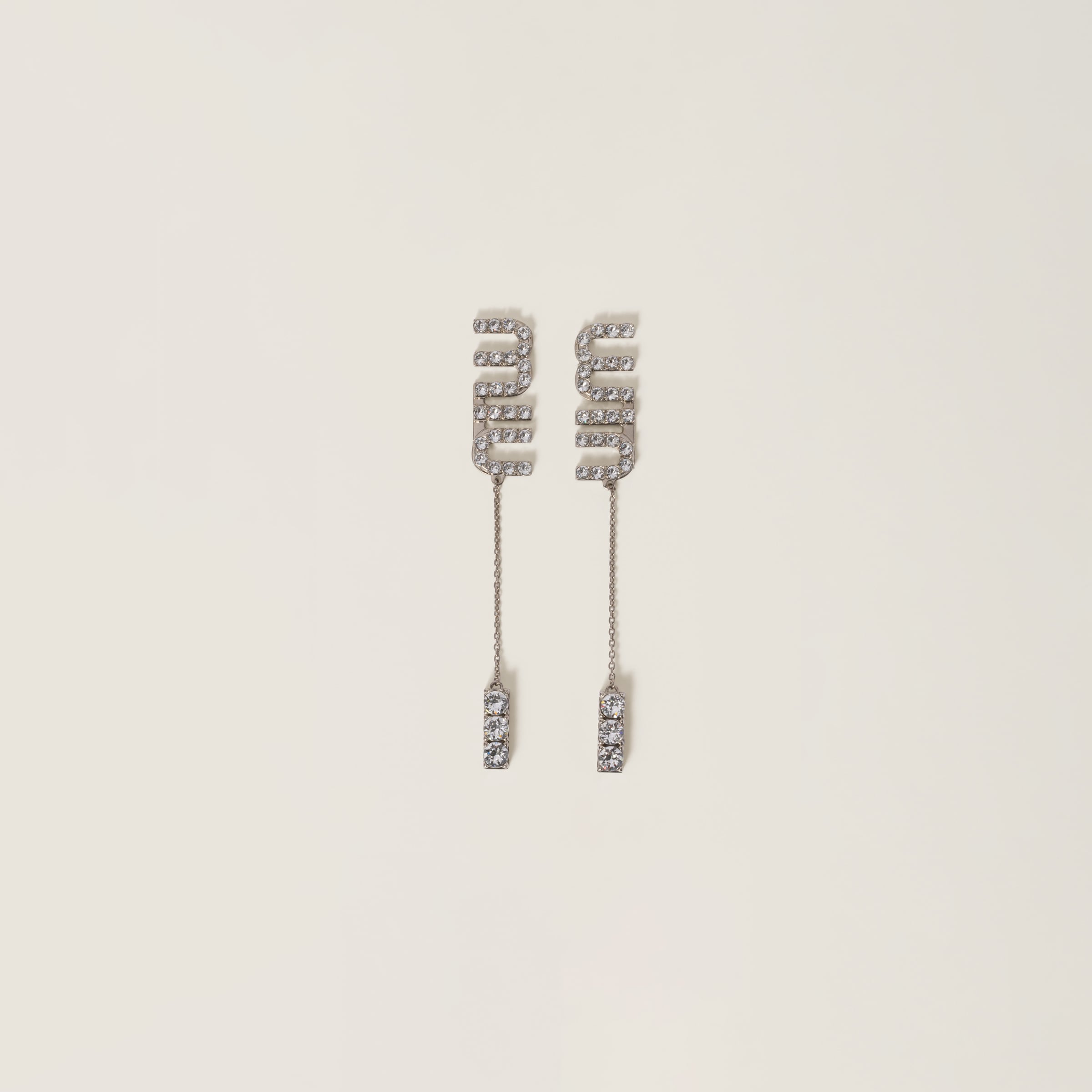 Pendant earrings with crystals