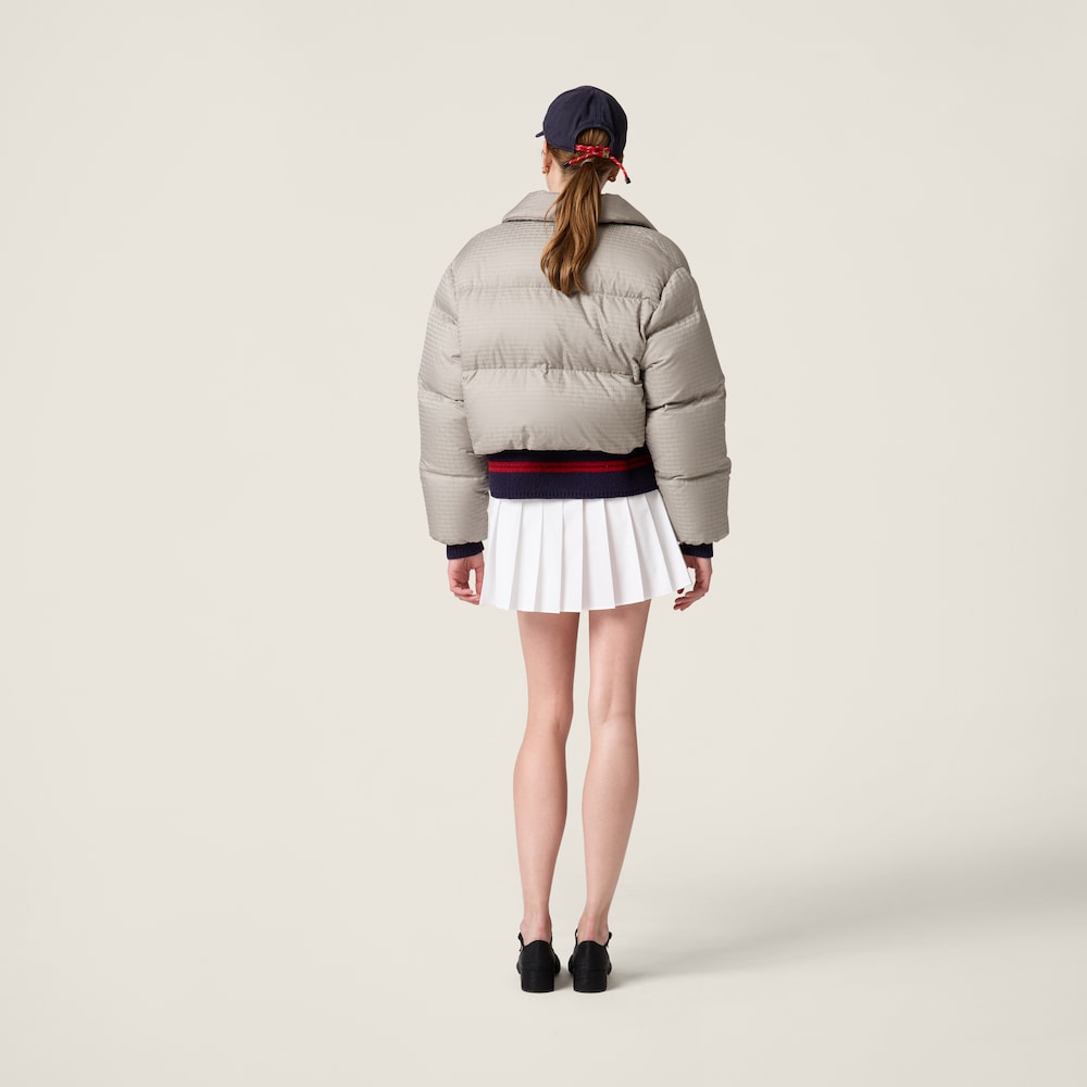 Technical pongé down jacket
