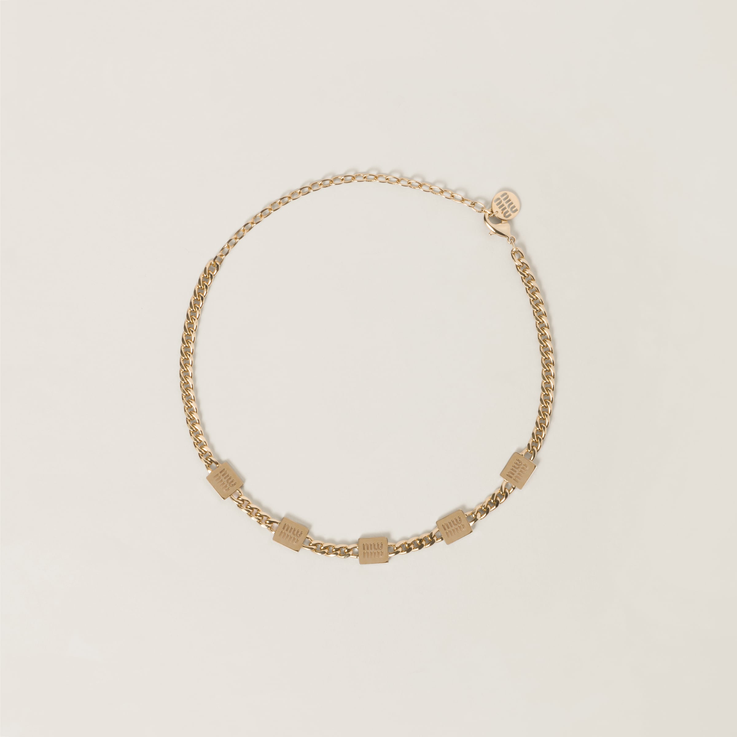 Metal necklace