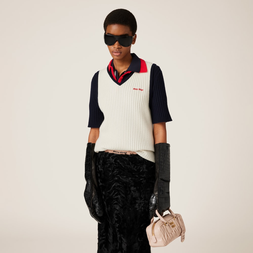 Cashmere vest