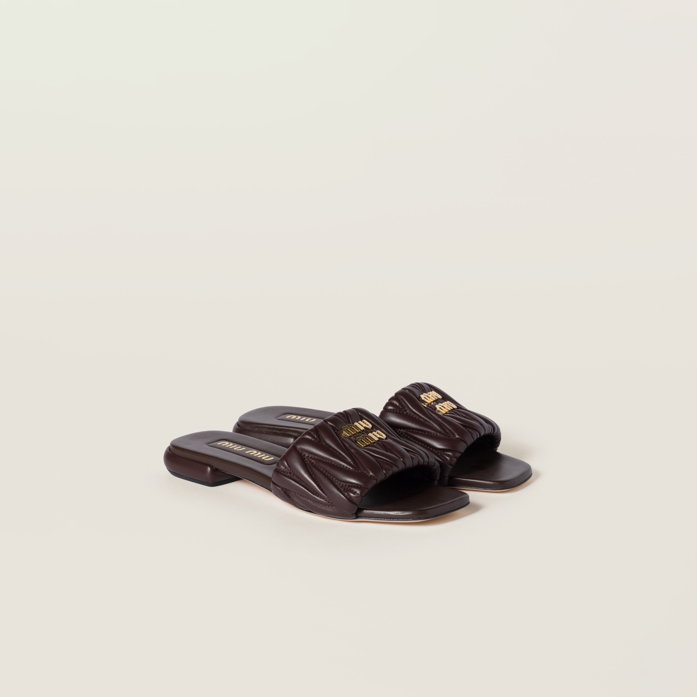 Matelassé nappa leather slides