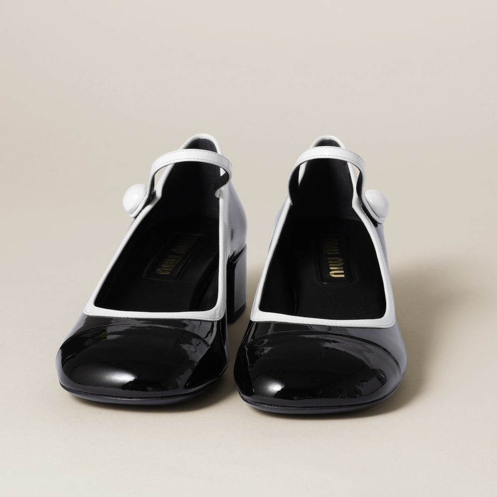 Two-tone patent leather Mary Jane pumps