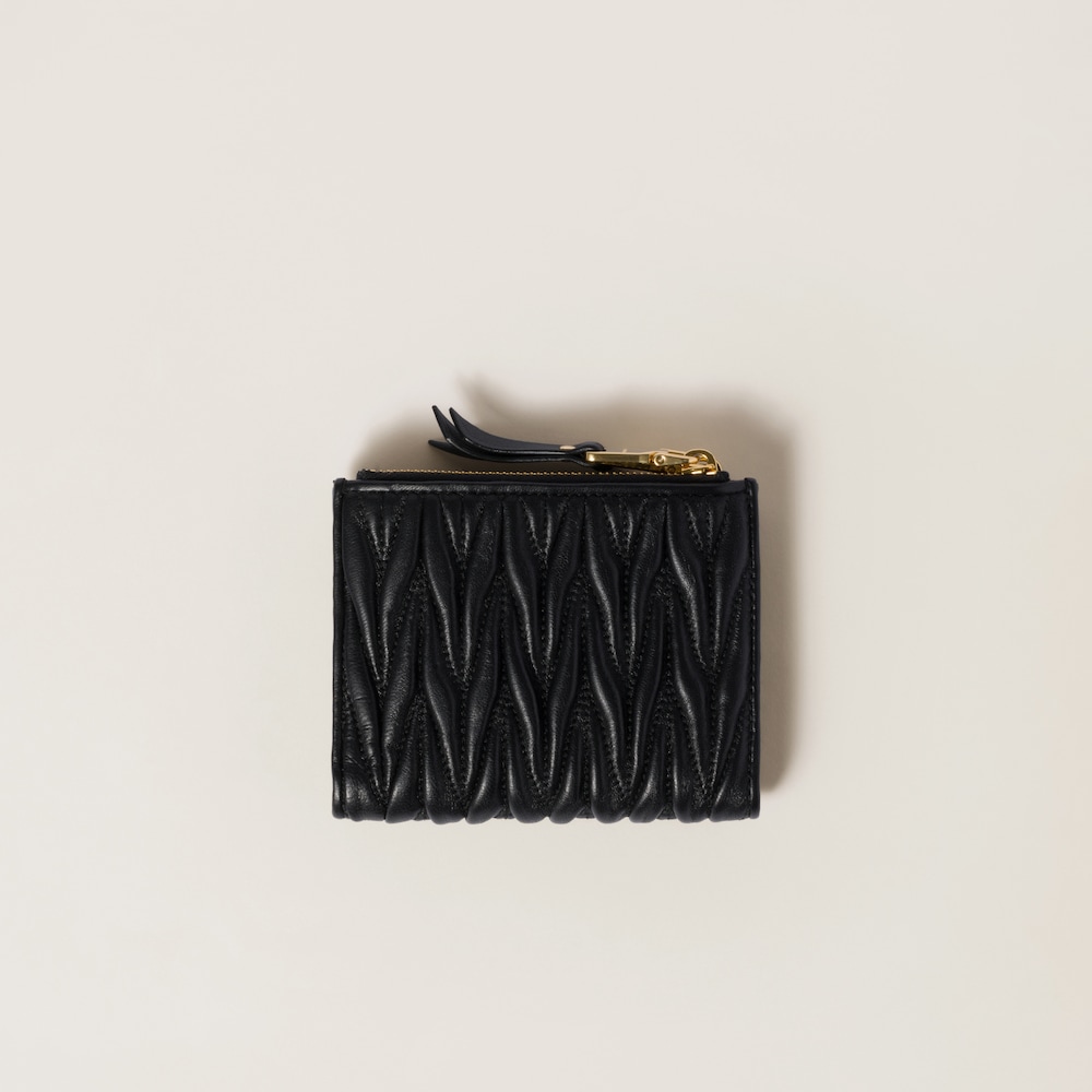 Small wallet in matelassé nappa leather