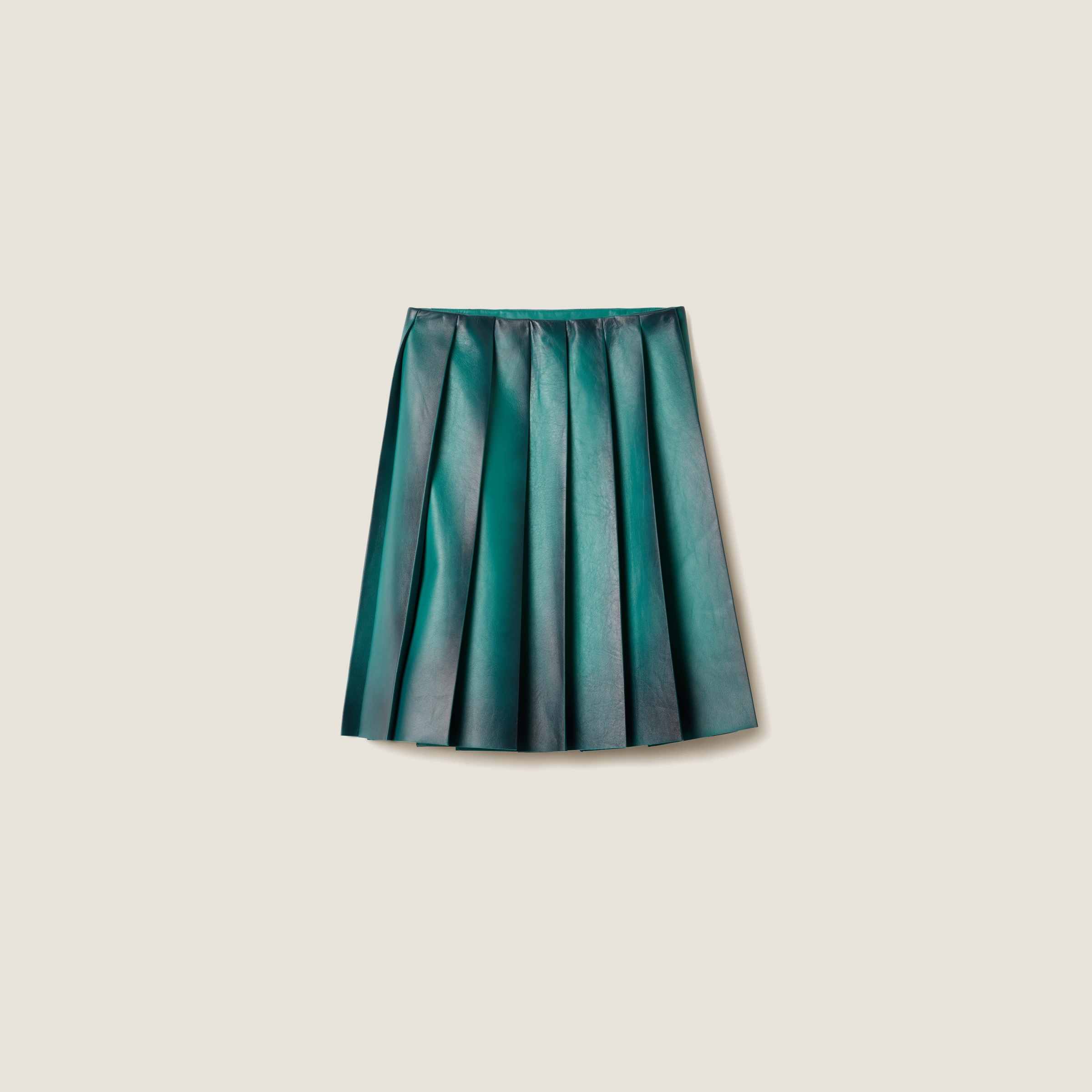 Pleated nappa leather skirt