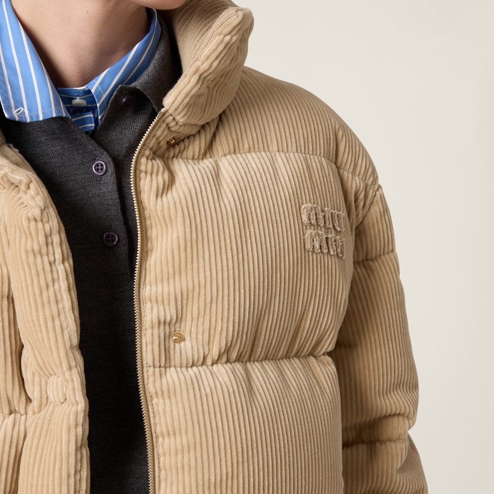 Medium-weight corduroy down jacket
