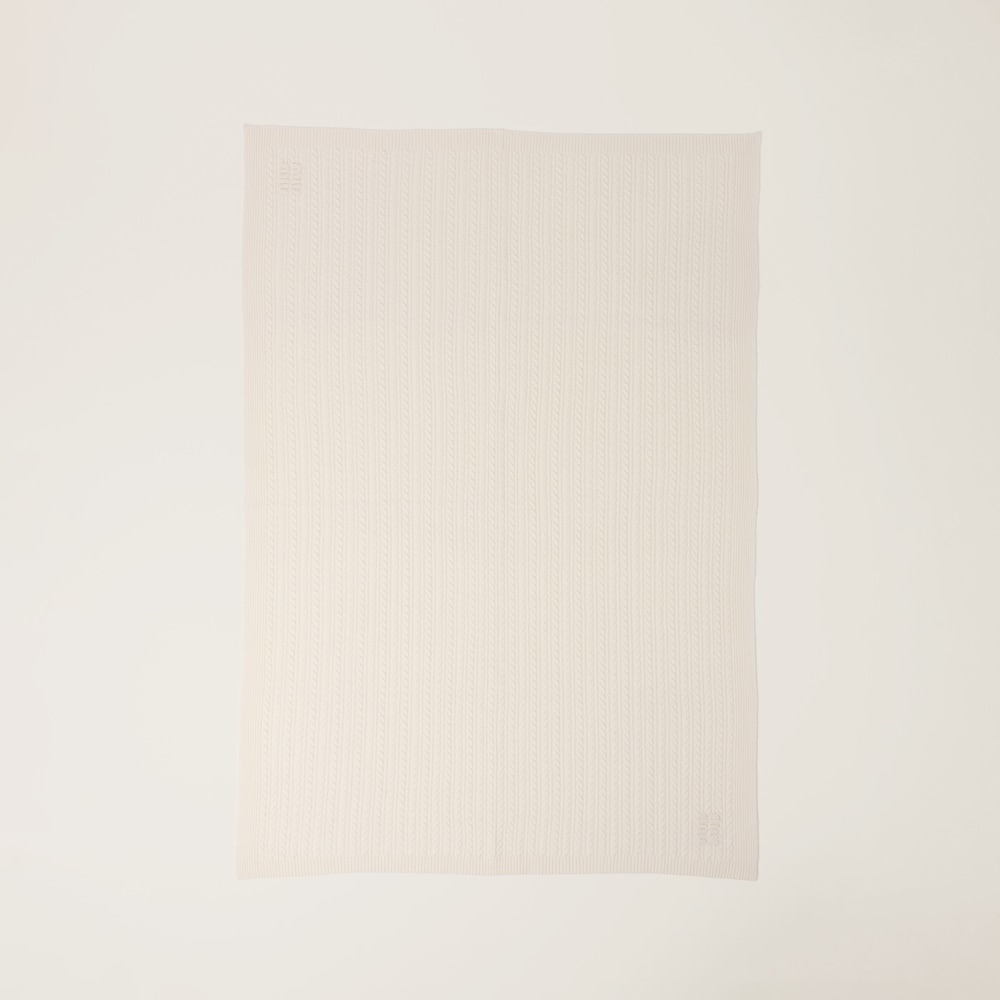 Wool and cashmere throw