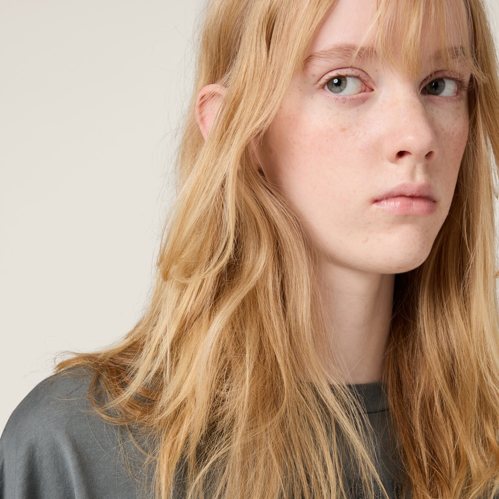 Garment-dyed long-sleeved jersey T-shirt
