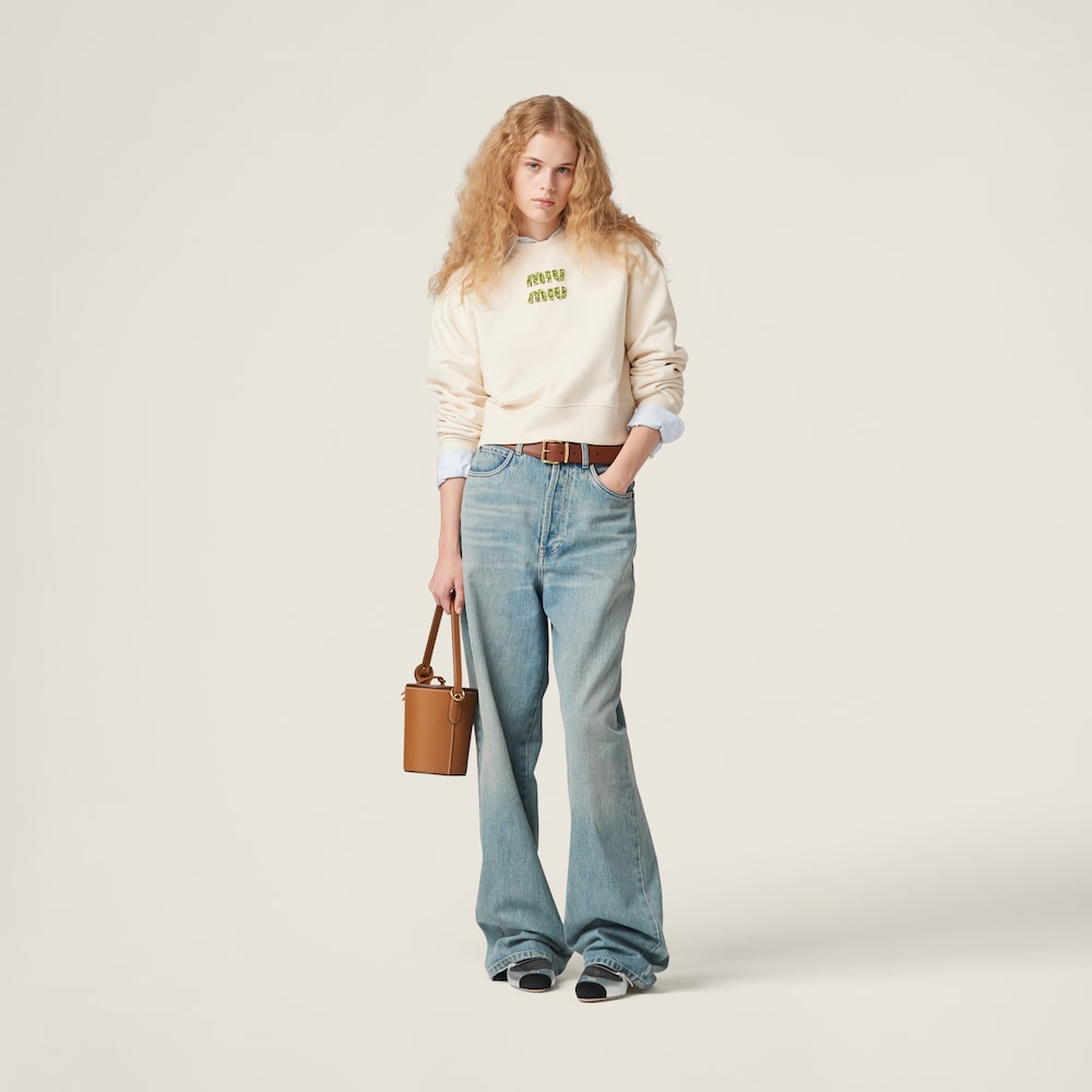 Sweatshirt with embroidered logo