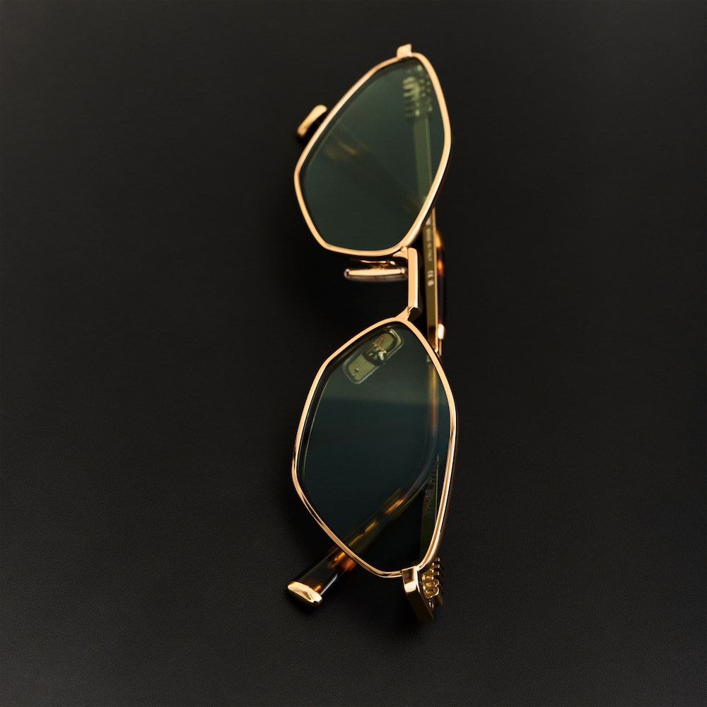 Miu Miu Logo sunglasses
