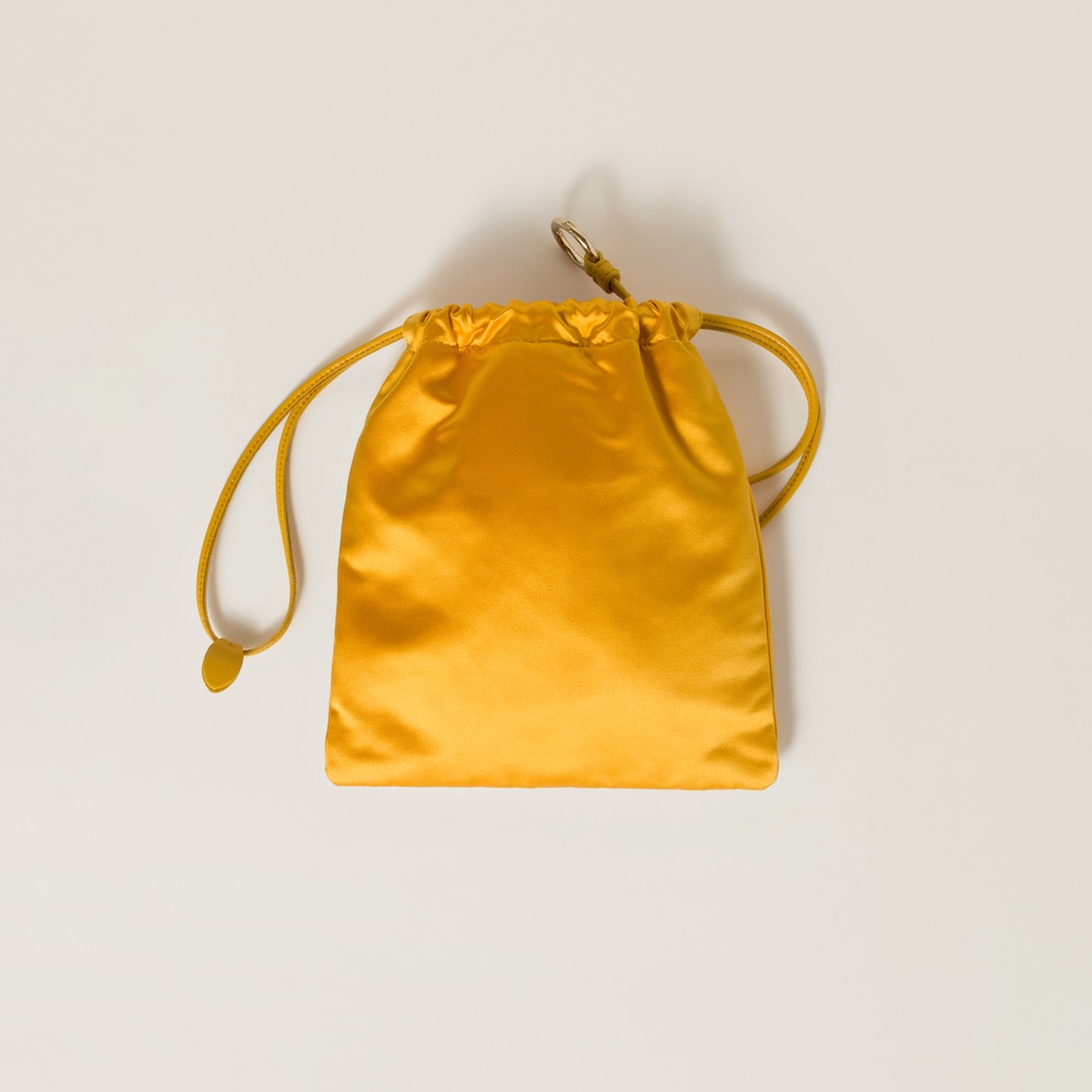 Duchesse pouch