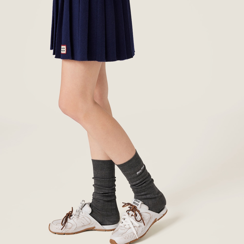 Wool and cashmere skirt
