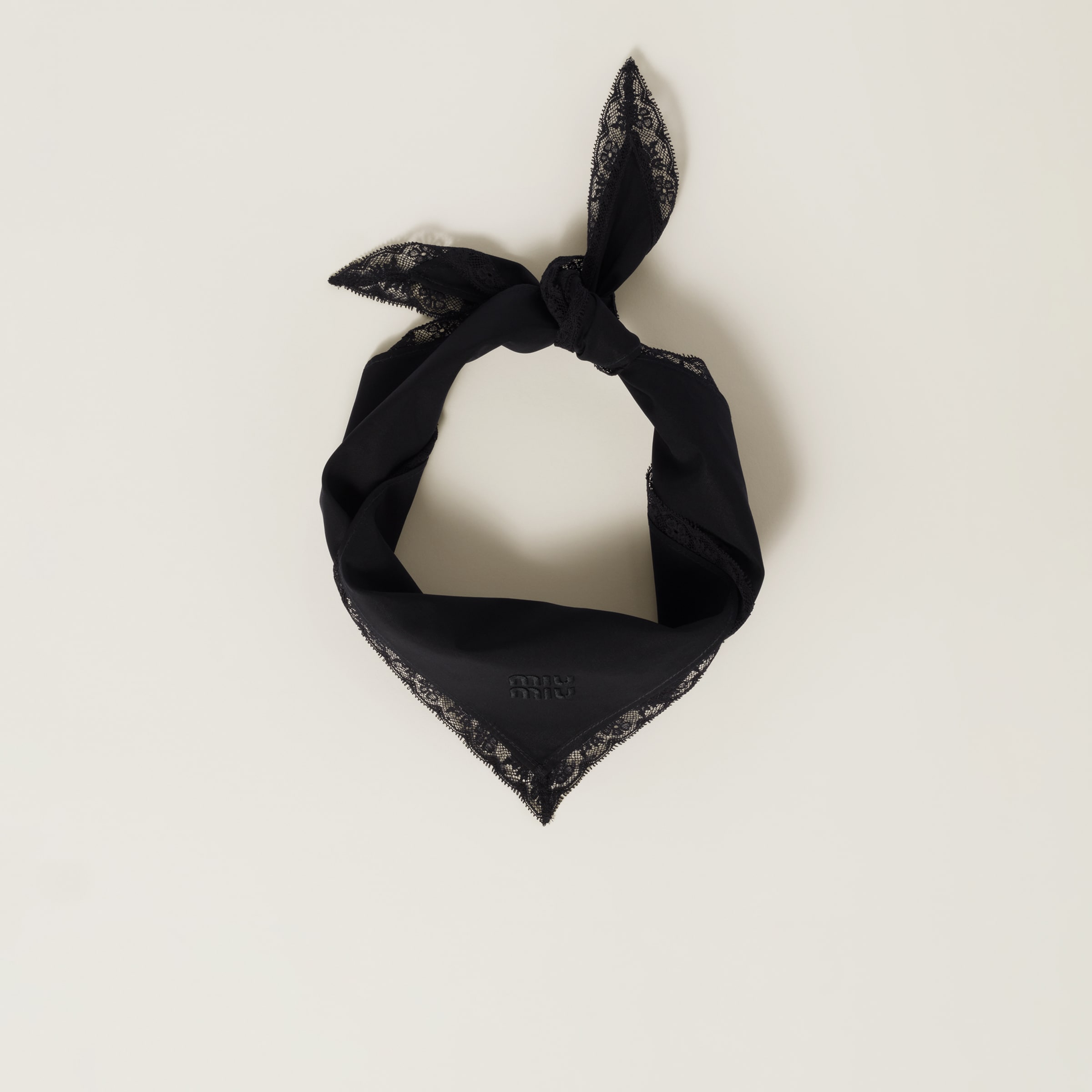 Poplin and lace logo scarf