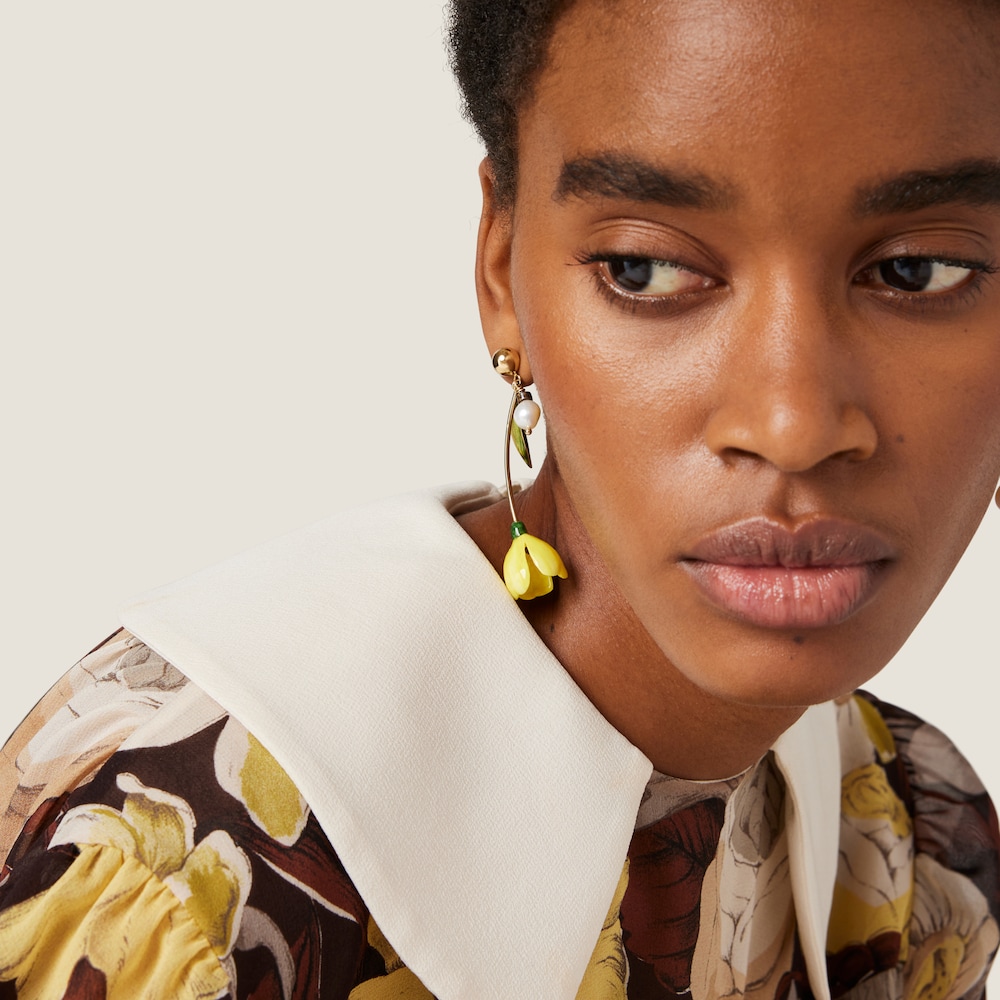 Metal earrings