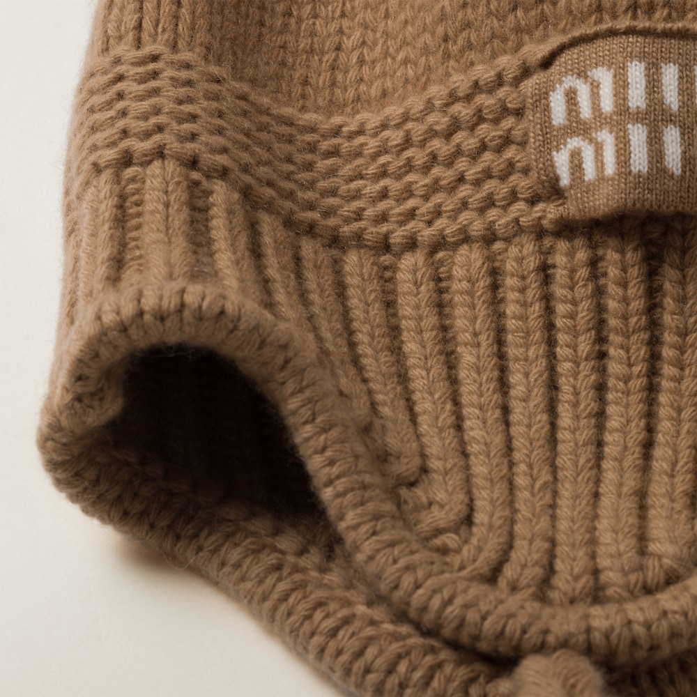 Cashmere hat