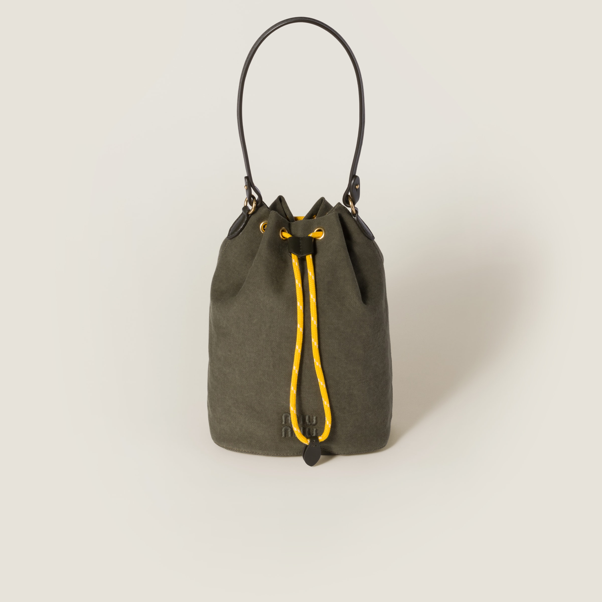 Gabardine pouch
