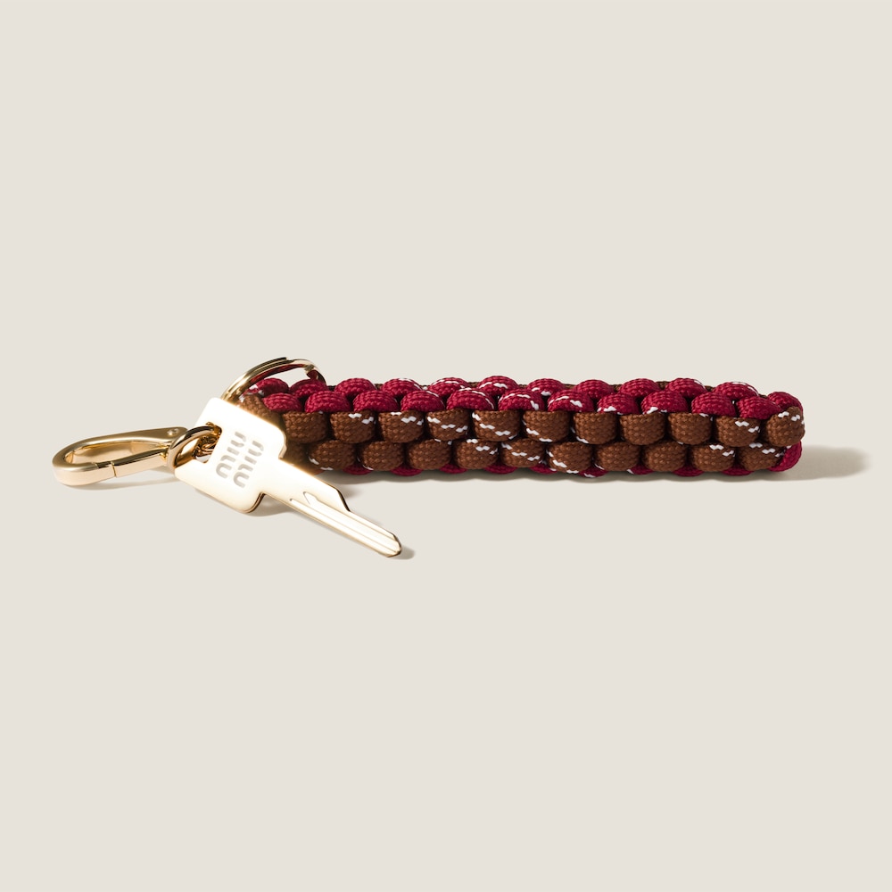 Cord keychain trick