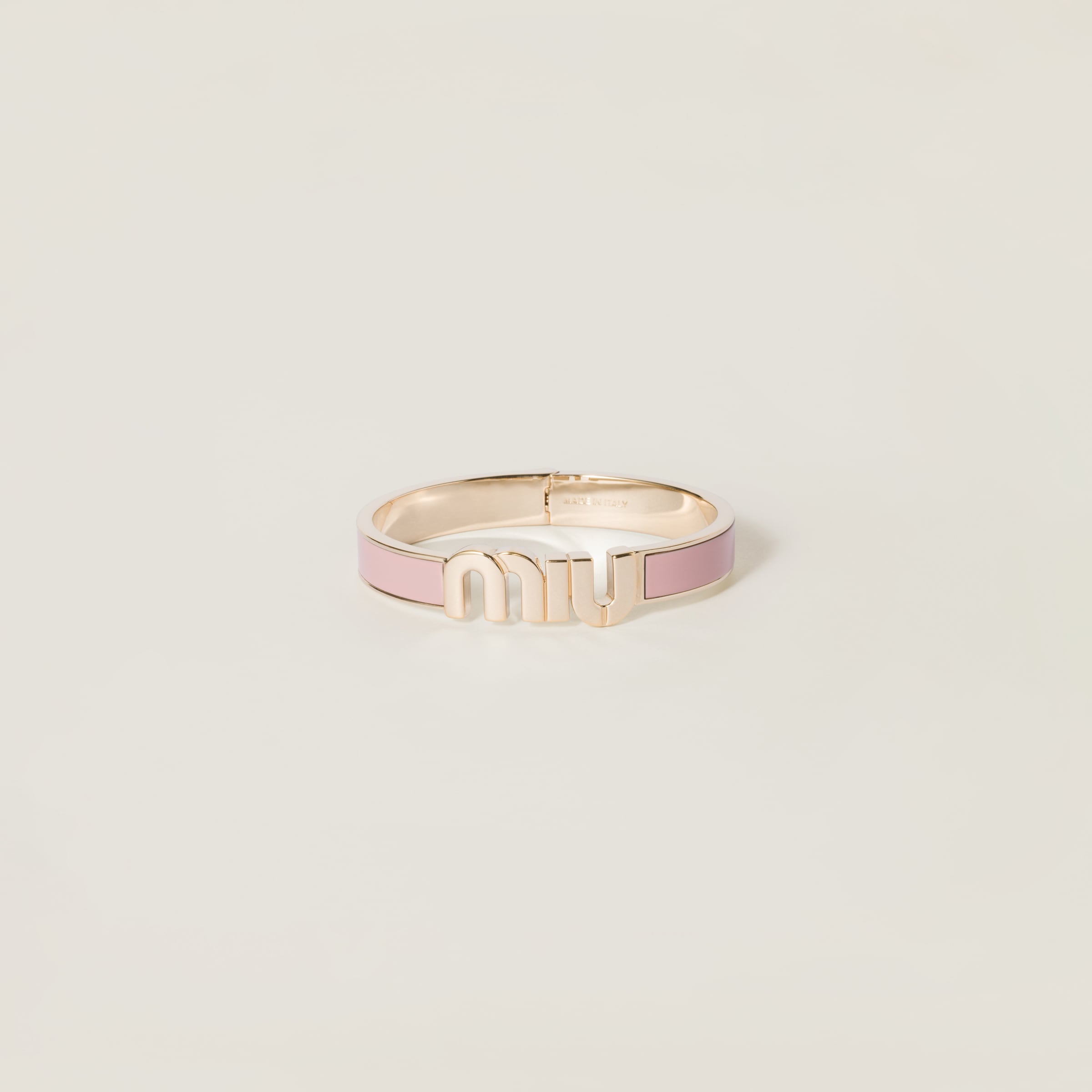 Enameled metal bracelet