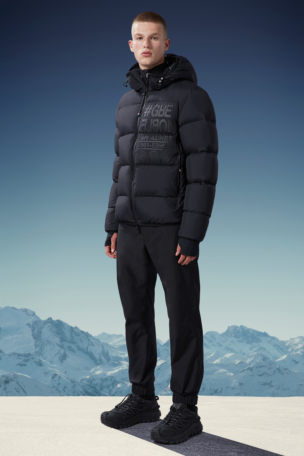 Adret Short Down Jacket