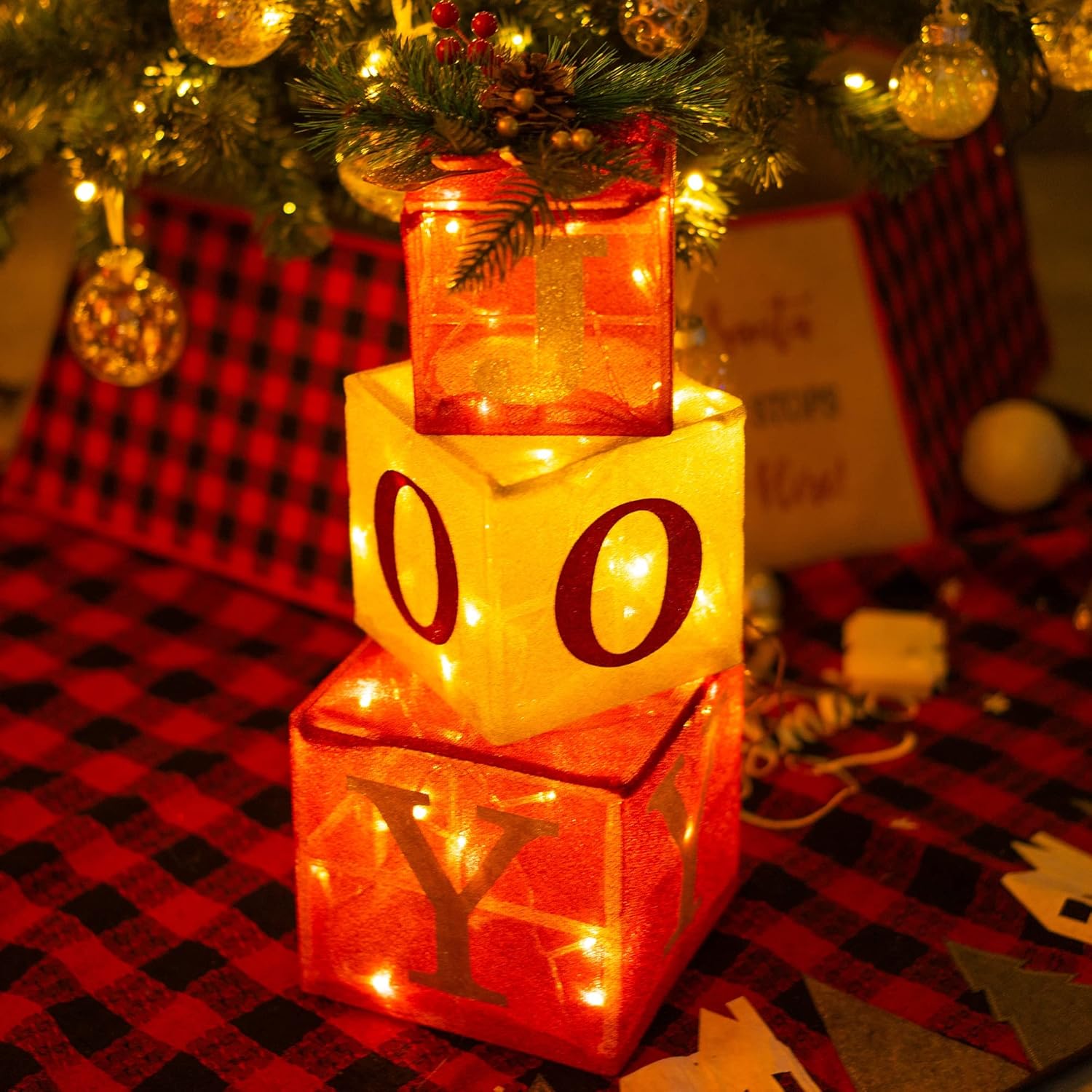 Hourleey Set of 3 Christmas Lighted Gift Boxes, Pre-lit 60 LED Light Up Present Boxes Ornament Outdoor Warm White Tinsel Boxes Decoration for Indoor Christmas Home Yard Lawn Decor