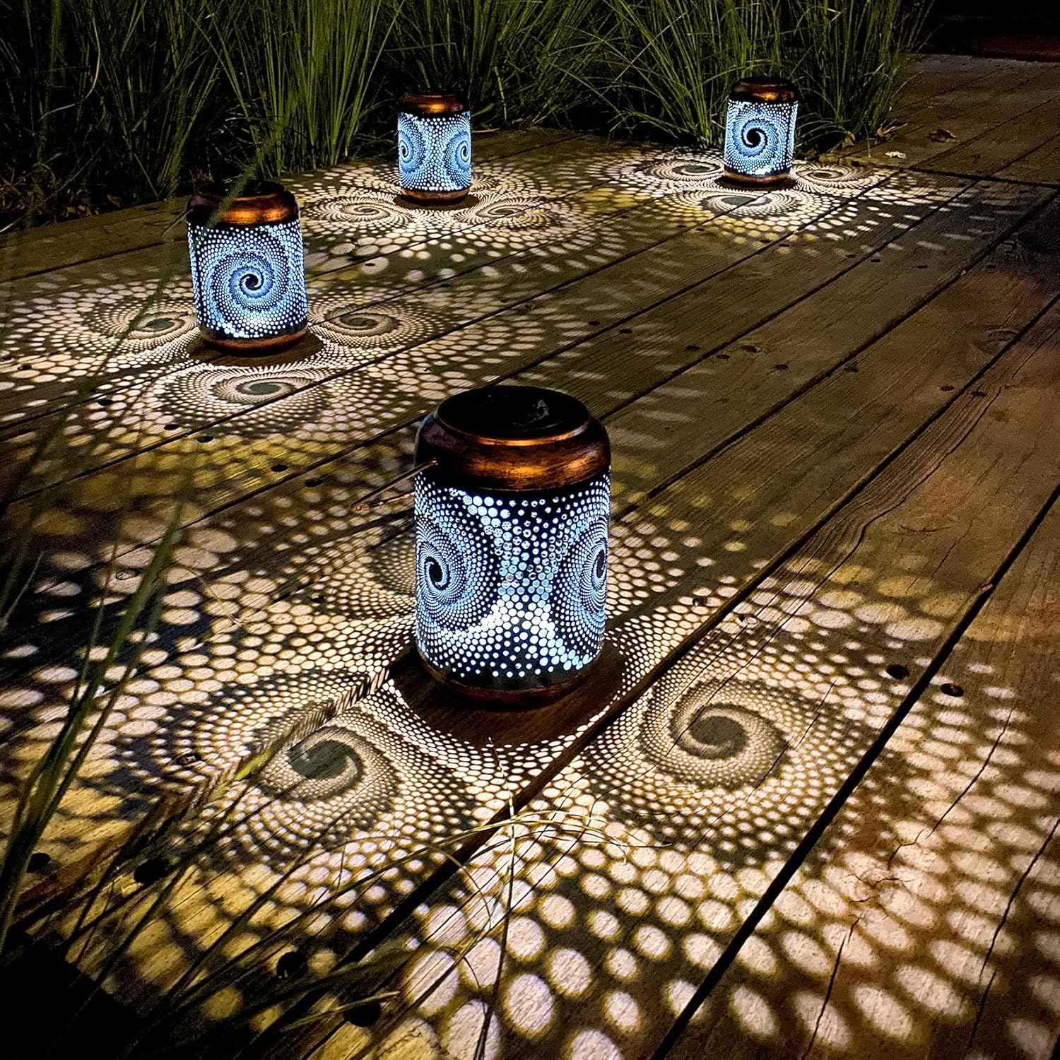 Christmas Gifts For women,Solar Lanterns Outdoor Hanging Lantern Lights, Dragonfly Hollowed-Out Metal Decor Lantern, Waterproof LED Decorative Garden Light - Delicate Garden Decoration for Patio, Yard