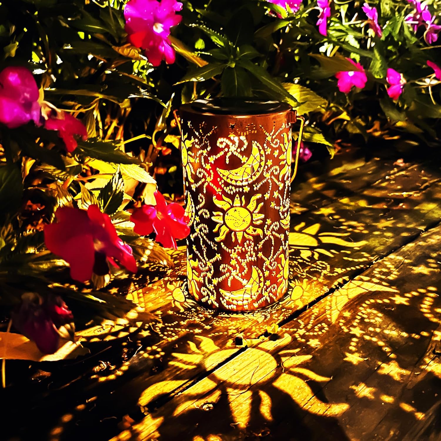 Christmas Gifts For women,Solar Lanterns Outdoor Hanging Lantern Lights, Dragonfly Hollowed-Out Metal Decor Lantern, Waterproof LED Decorative Garden Light - Delicate Garden Decoration for Patio, Yard