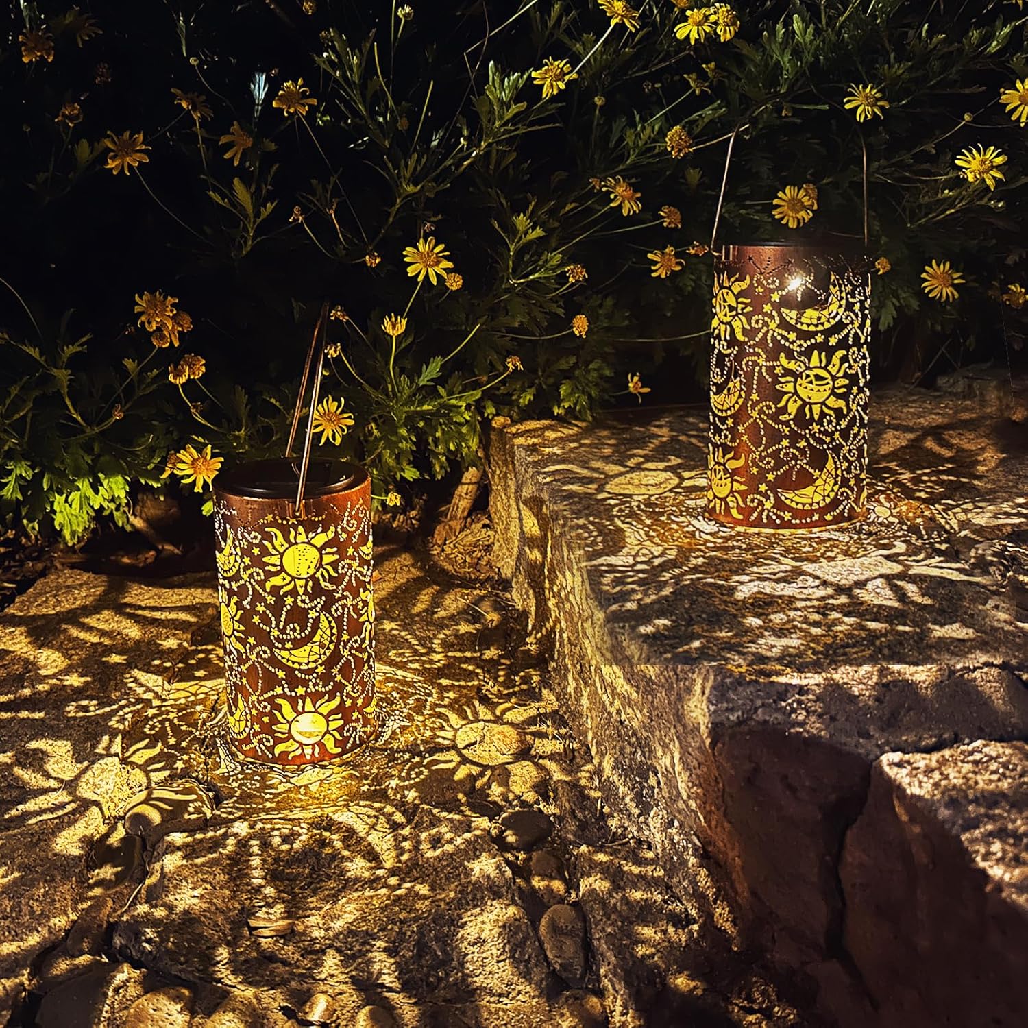 Christmas Gifts For women,Solar Lanterns Outdoor Hanging Lantern Lights, Dragonfly Hollowed-Out Metal Decor Lantern, Waterproof LED Decorative Garden Light - Delicate Garden Decoration for Patio, Yard