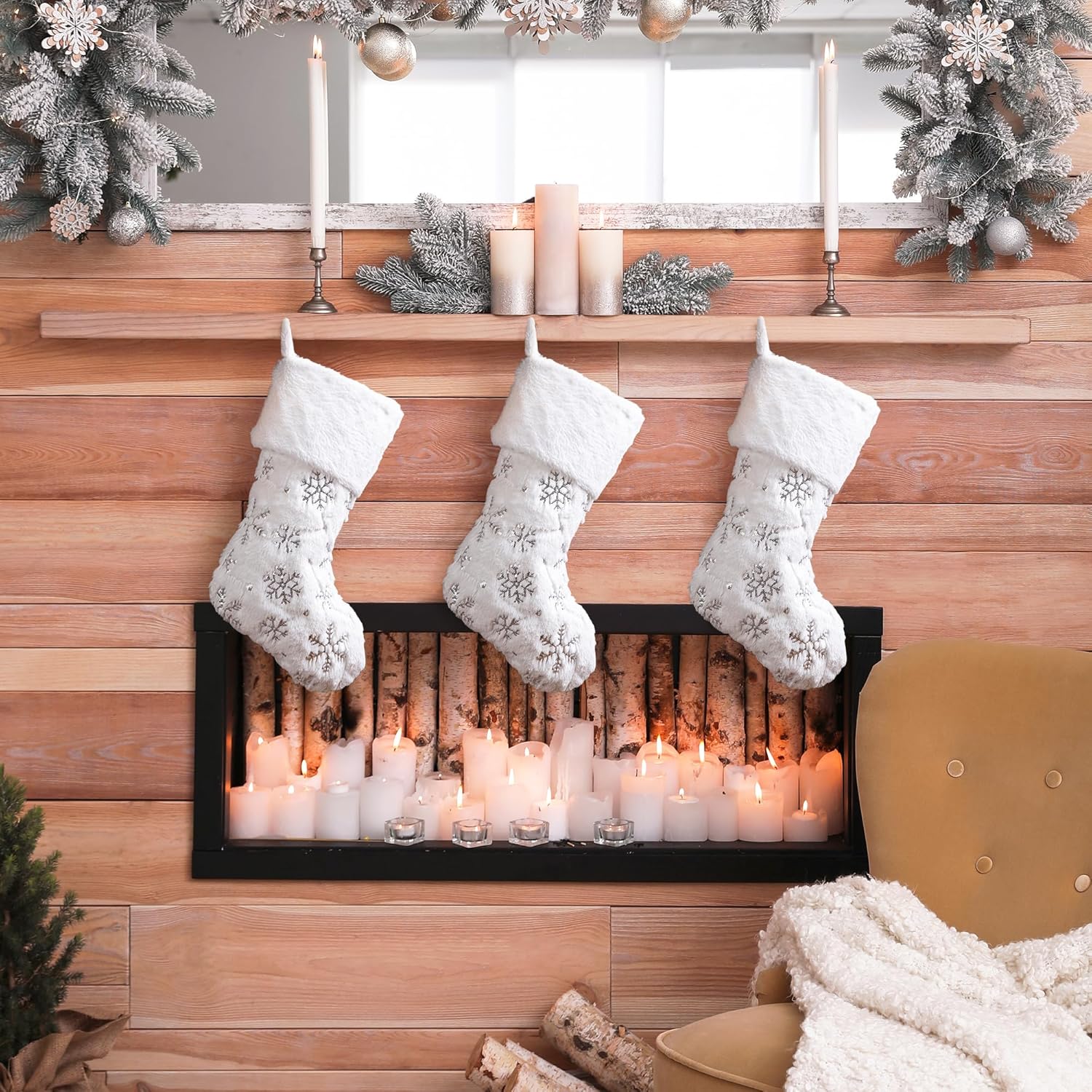 Glitzhome 19 L Handmade Hooked Dog Christmas Stocking for Family Holiday Season Party Decor