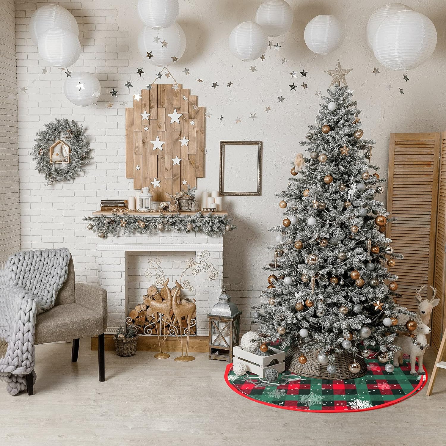 Christmas Tree Skirt Red Xmas Tree Ornaments for White Soft Plush Christmas Tree Mat with Snowy Pattern for Decorations Holiday Party 48 inches