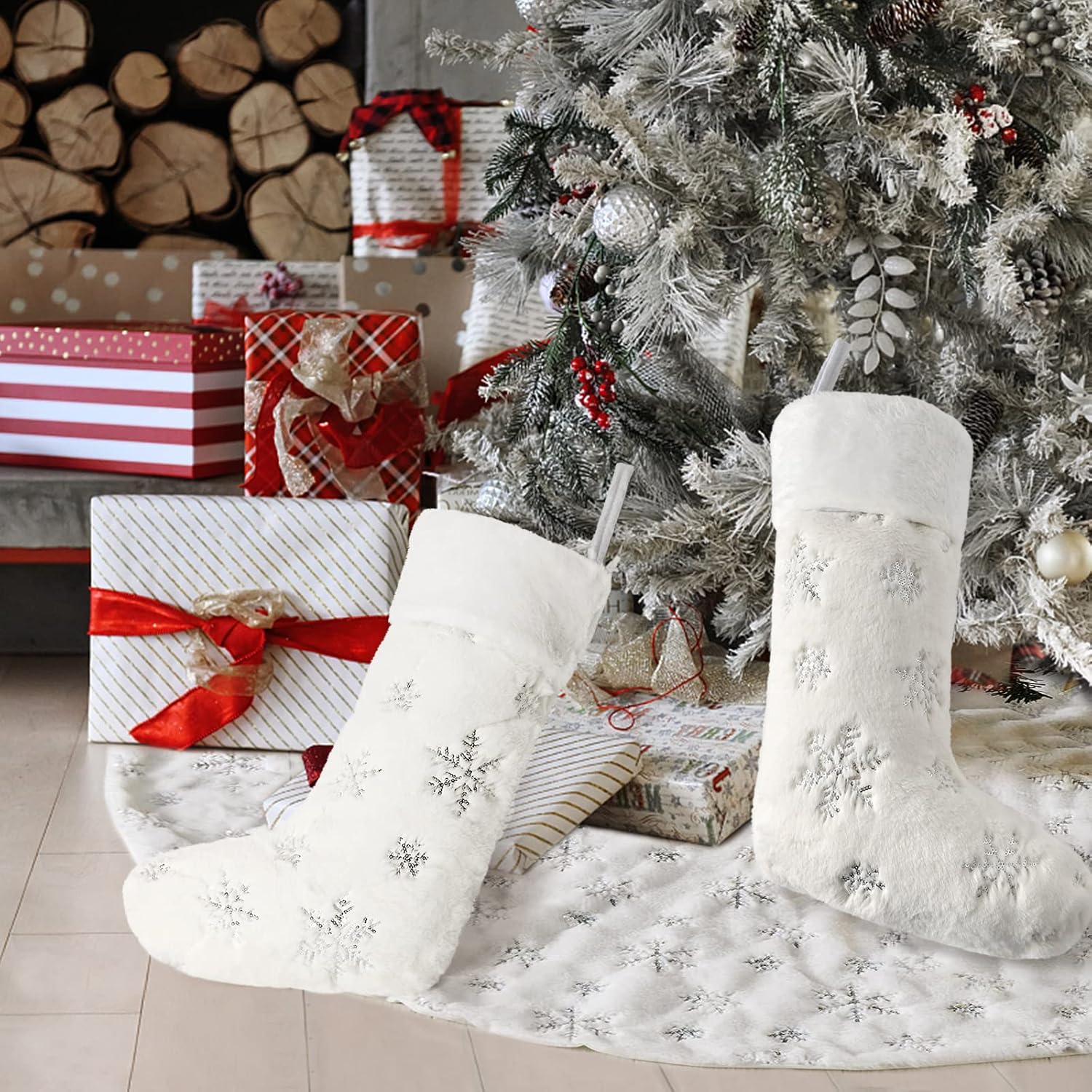 Dremisland 4 Pack Christmas Stockings - 20 Inch Cream White Faux Fur Xmas Stockings with Silver Sequin Snowflakes Super Soft Thick Plush Xmas Stockings for Christmas Decoration Holiday Decor (Sliver)