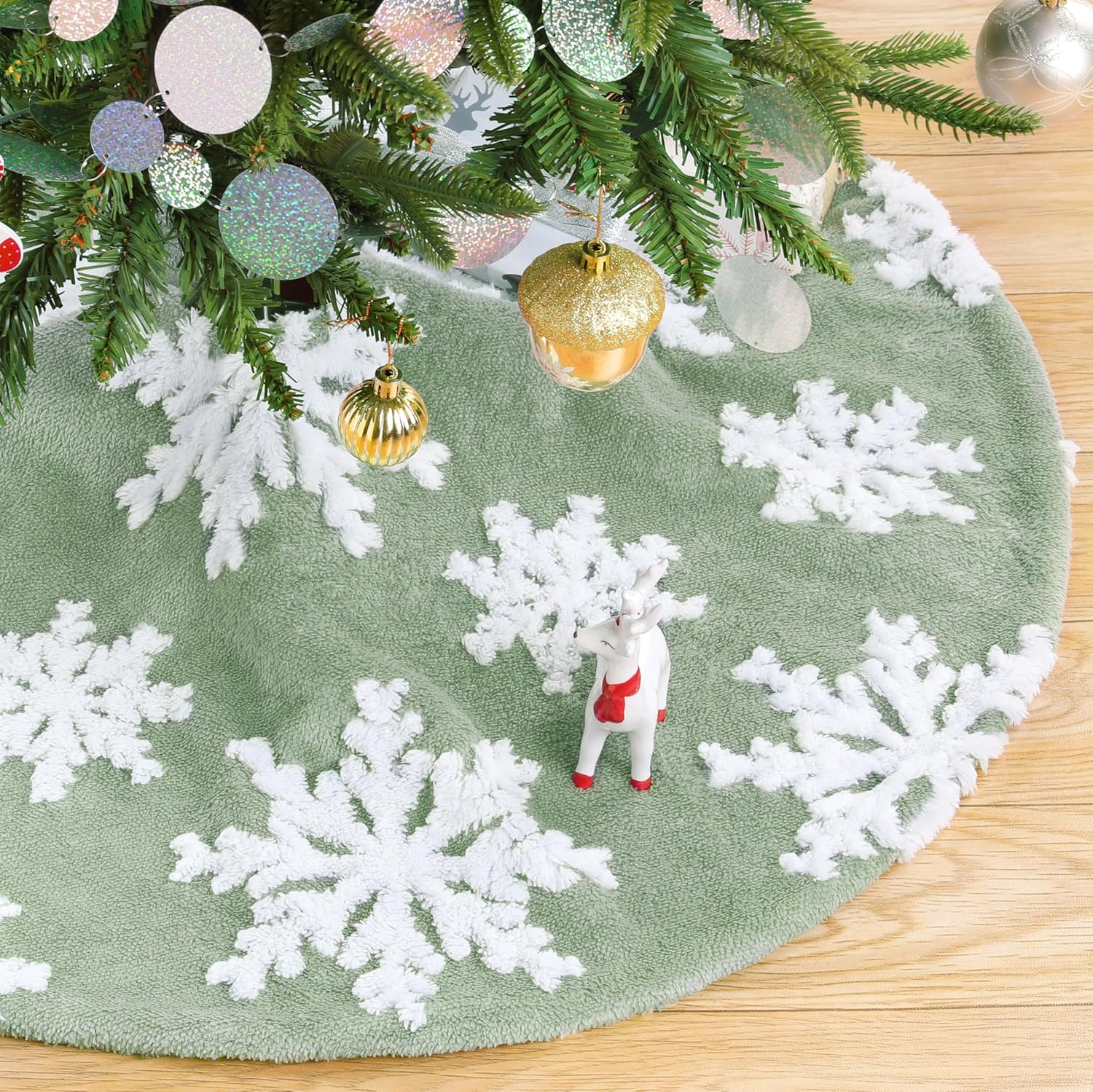 Chrisrmas Tree Skirt 48 Inches Faux Fur Red Tree Skirt with White Snowflakes Rustic Xmas Holiday Decoration