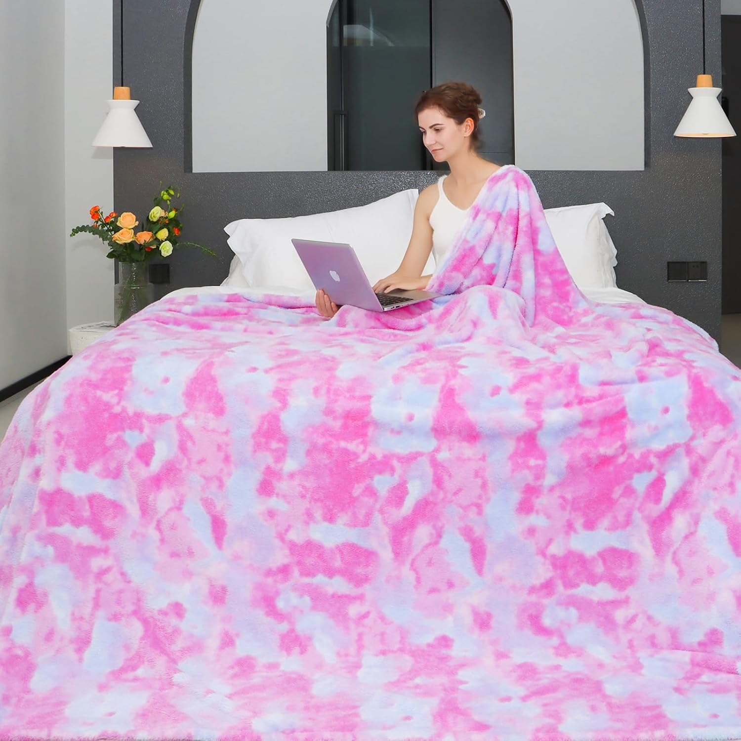 MUGD Blankets Fuzzy Soft Fleece Throw Blanket Cozy Soft Warm Throw Blanket for Bed