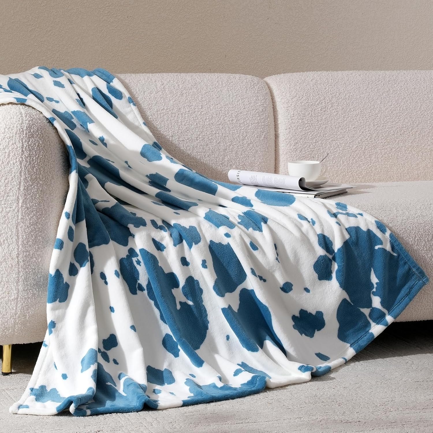 Cozy Bliss Cow Print Fuzzy Throw Blanket for Couch - Thick Soft Warm Non Shedding Fleece Blankets for Western Décor Room, for Kids, Women Men Girls, Teal Blue 50*60