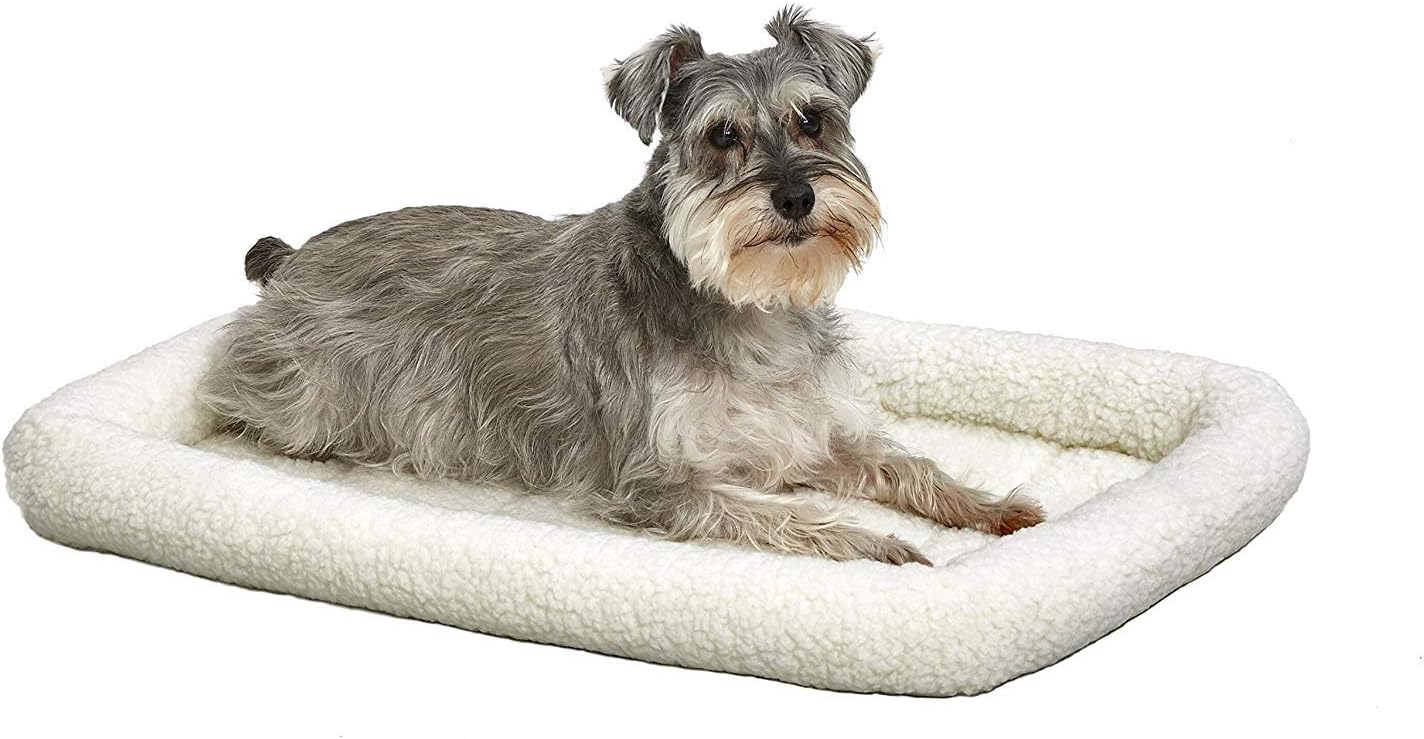 18L-Inch White Fleece Dog or Cat Bed with Comfortable Bolster, Ideal for Toy Dog Breeds & Fits an 18-Inch Crate, Easy Maintenance Machine Wash & Dry
