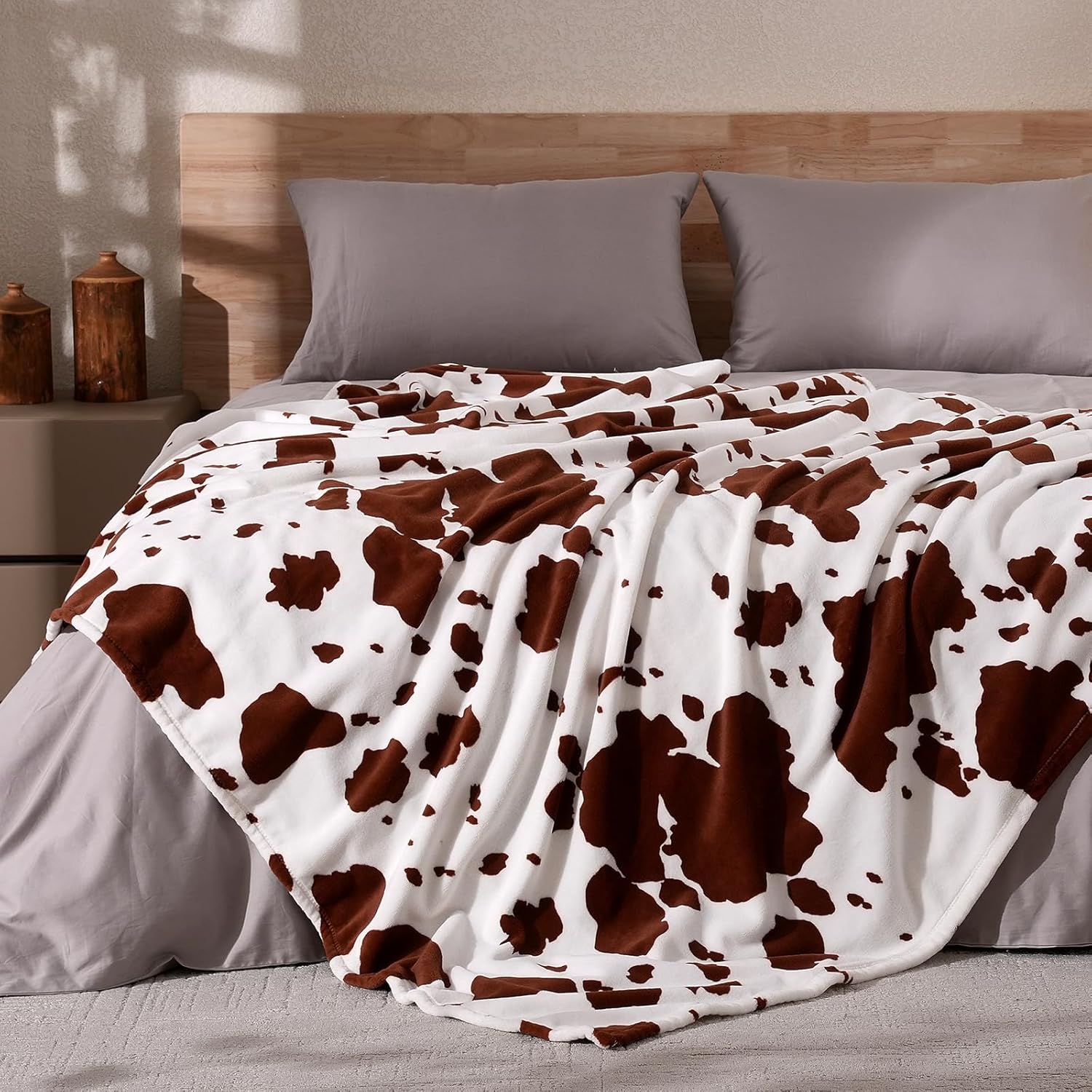 Cozy Bliss Cow Print Fuzzy Throw Blanket for Couch - Thick Soft Warm Non Shedding Fleece Blankets for Western Décor Room, for Kids, Women Men Girls, Teal Blue 50*60