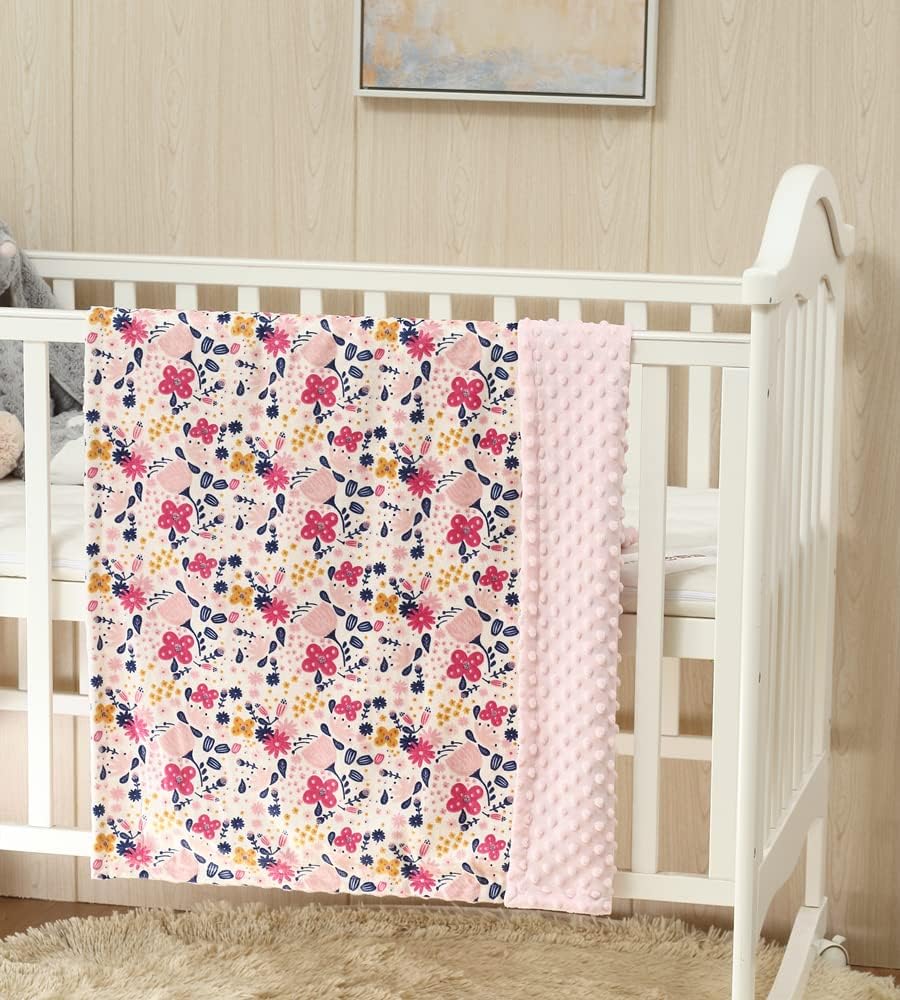 CREVENT Minky Baby Blanket for Girls Boys, Soft Plush Receiving Blanket for Newborns - 76x102cm (Animal)
