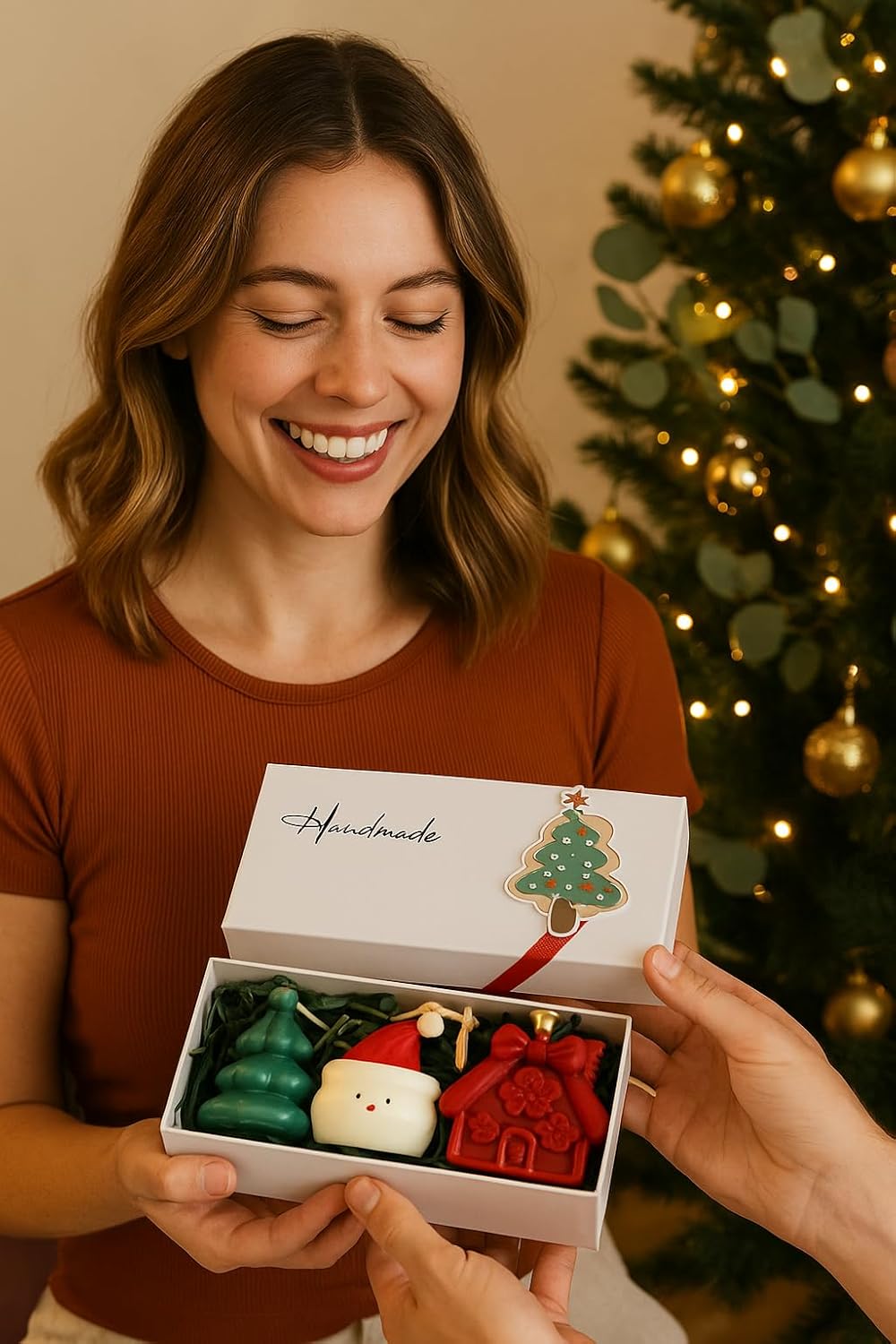 Christmas Candle Gift Set of 3 Scented Candles – Santa, Christmas Tree & House | Cute Holiday Décor Candles for Christmas Table, Teachers, Secret Santa & Friends | Handcrafted Wax | Ready-to-Gift Box