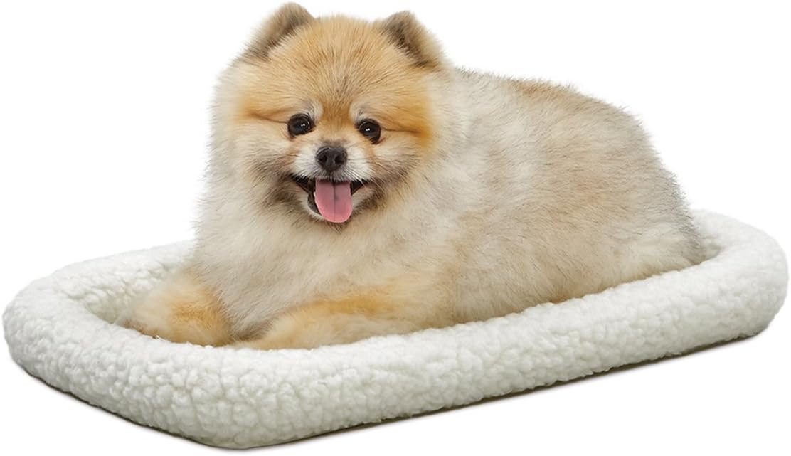 18L-Inch White Fleece Dog or Cat Bed with Comfortable Bolster, Ideal for Toy Dog Breeds & Fits an 18-Inch Crate, Easy Maintenance Machine Wash & Dry