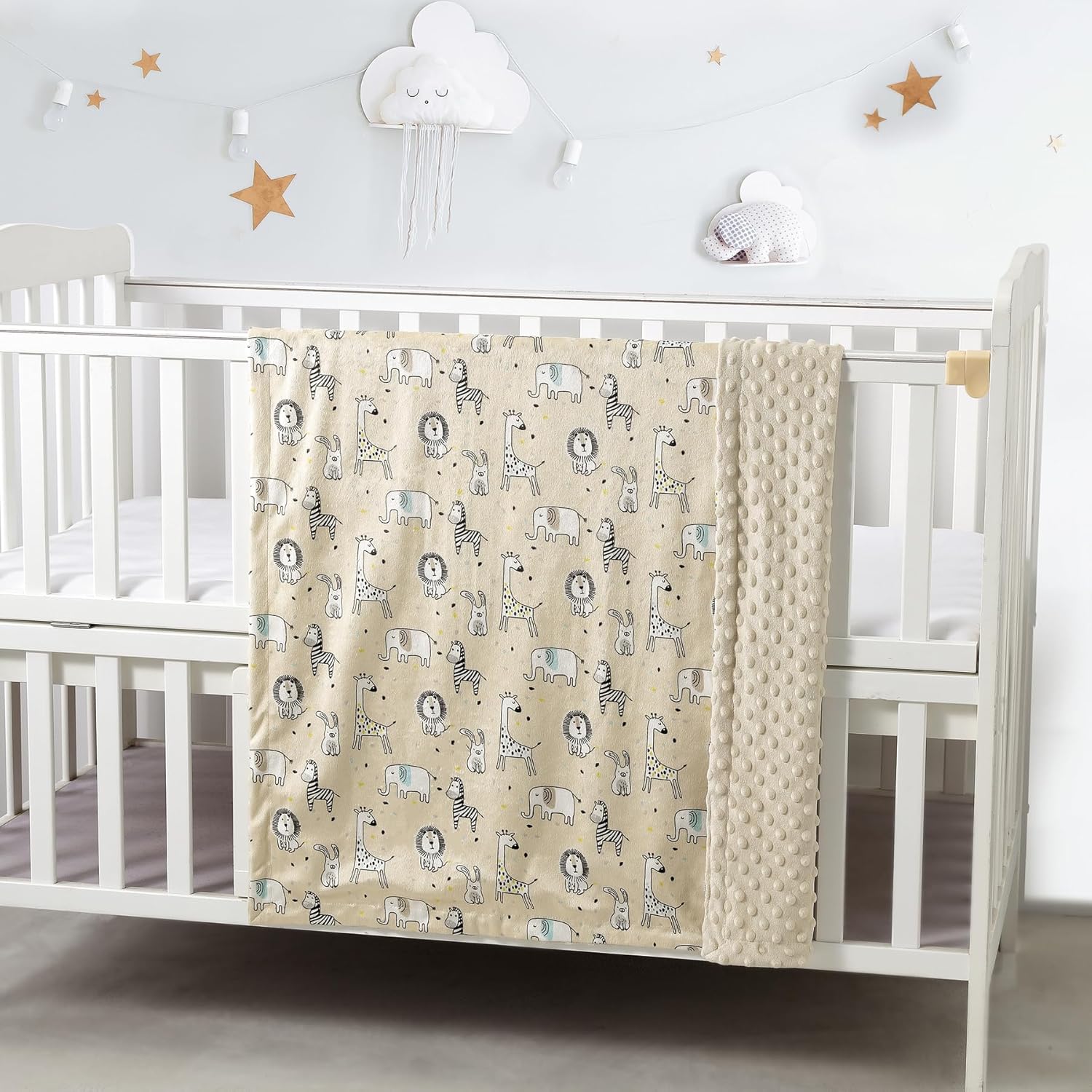CREVENT Minky Baby Blanket for Girls Boys, Soft Plush Receiving Blanket for Newborns - 76x102cm (Animal)