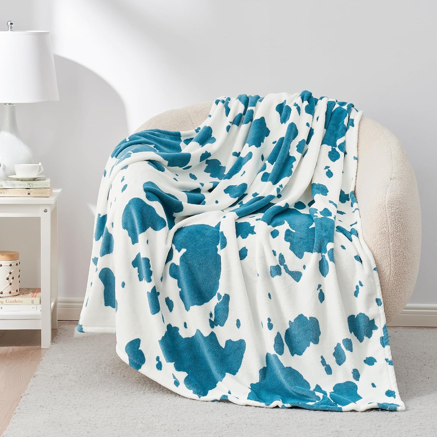 Cozy Bliss Cow Print Fuzzy Throw Blanket for Couch - Thick Soft Warm Non Shedding Fleece Blankets for Western Décor Room, for Kids, Women Men Girls, Teal Blue 50*60