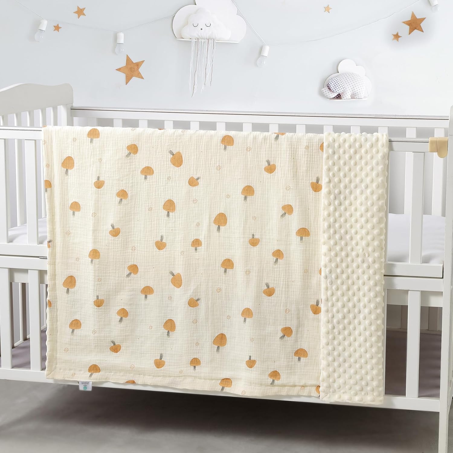 CREVENT Minky Baby Blanket for Girls Boys, Soft Plush Receiving Blanket for Newborns - 76x102cm (Animal)