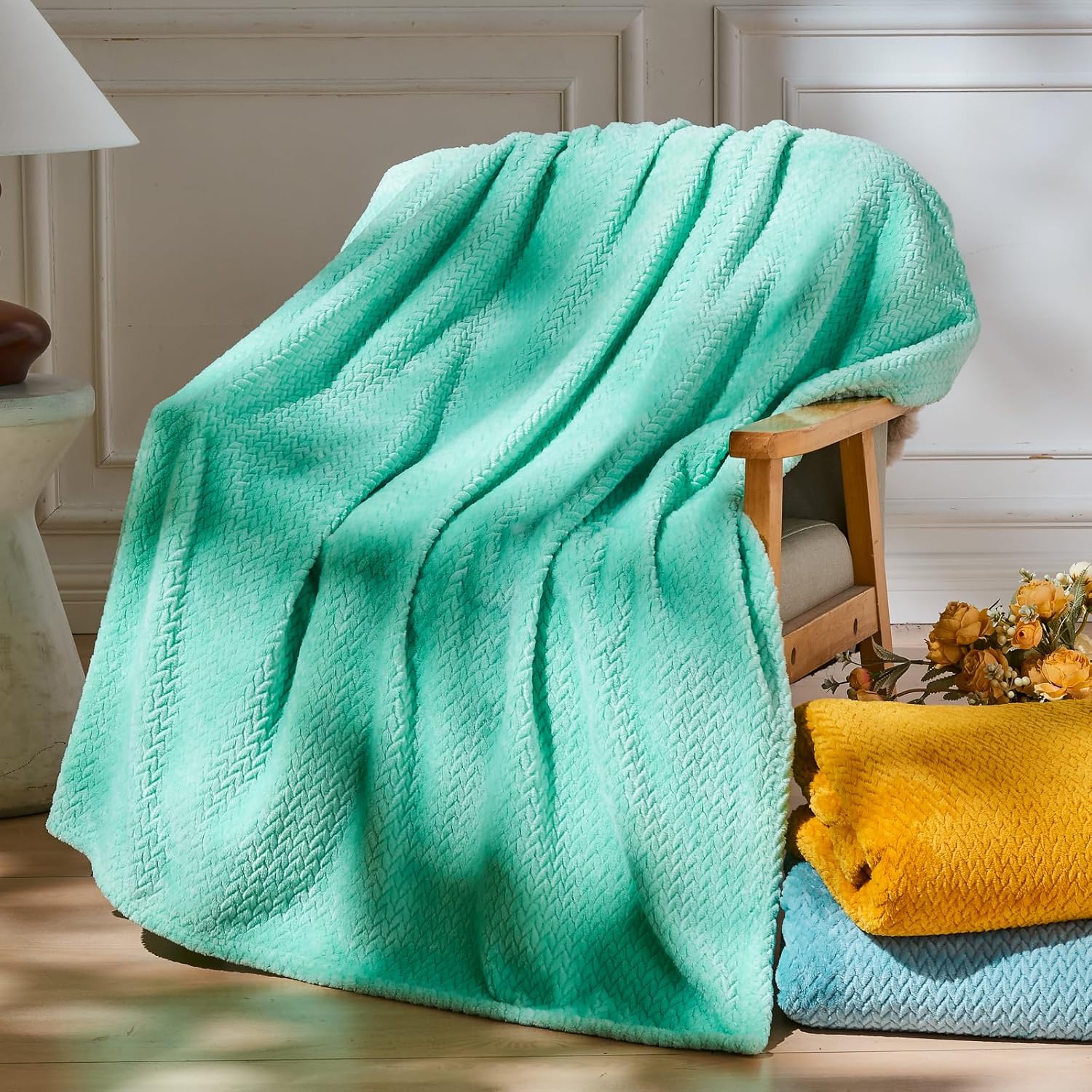 NEWCOSPLAY Super Soft Throw Blanket Deep Purple Rainbow Premium Silky Flannel Fleece Leaves Pattern Lightweight Bed Blanket All Season Use (Deep Purple Rainbow, Throw(50x60))