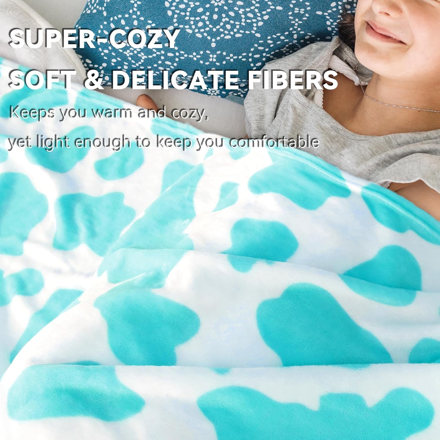 Blue Throw Blanket Soft Fleece Blankets Cyan Blue Lightweight Fuzzy Blanket Gifts Decor Stuff for Girls Women Teen Couch Bed