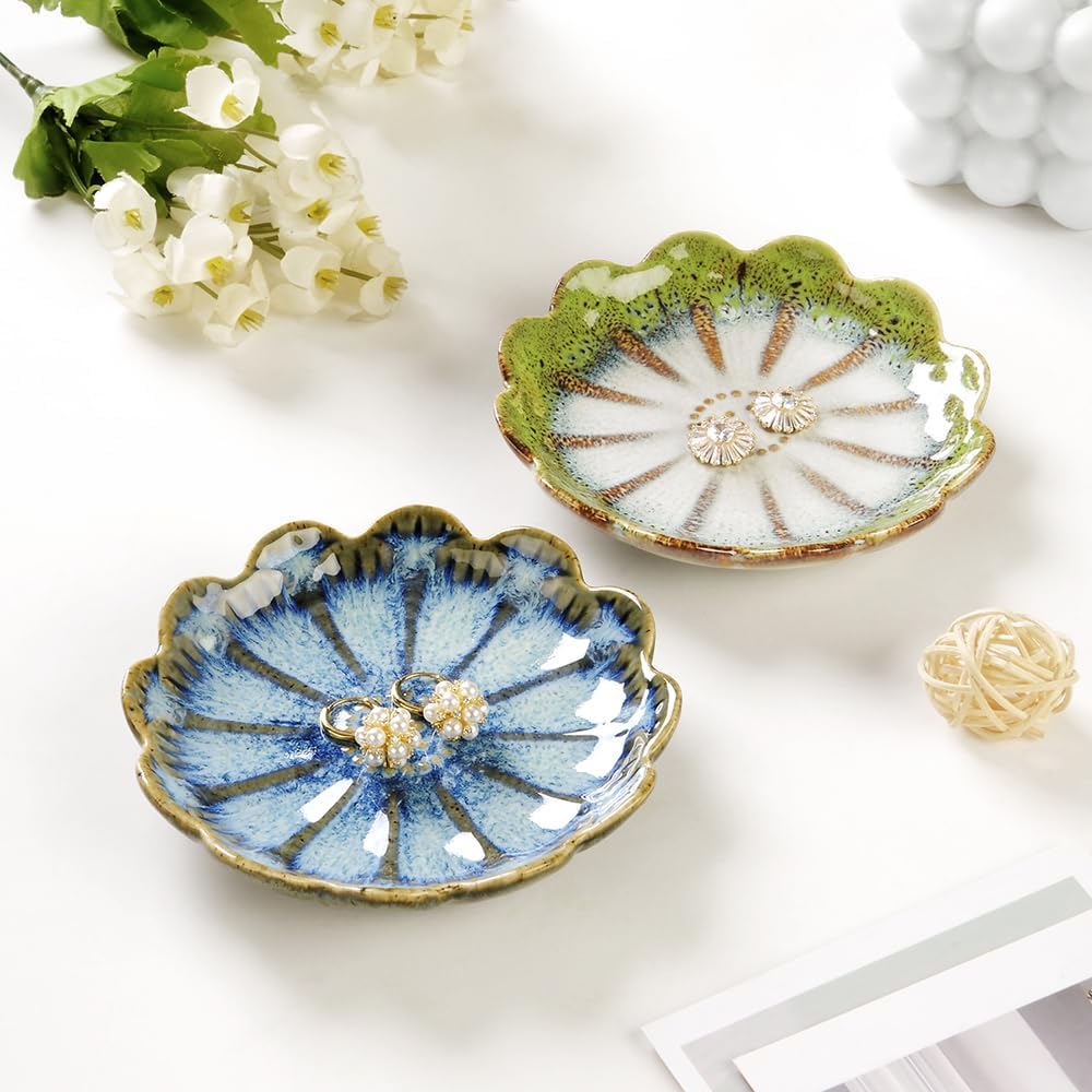 Lotus Leaf Shape Decorative Ring Tray, Small Key Bowl, Ceramic Trinket Tray Jewelry Dish Organizing Necklace Earrings, Home Decoration for Mom Best Friend Sister, Pink.