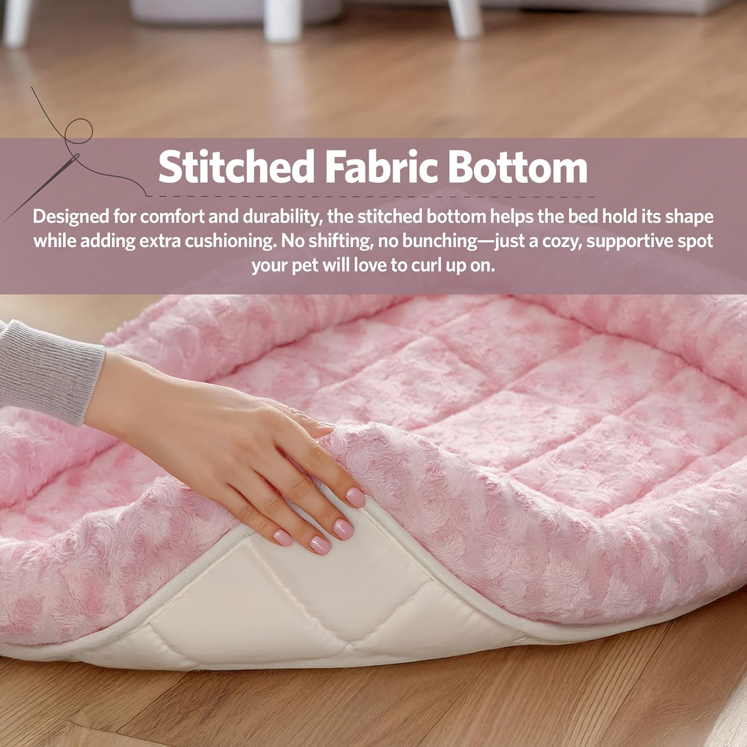 18L-Inch White Fleece Dog or Cat Bed with Comfortable Bolster, Ideal for Toy Dog Breeds & Fits an 18-Inch Crate, Easy Maintenance Machine Wash & Dry